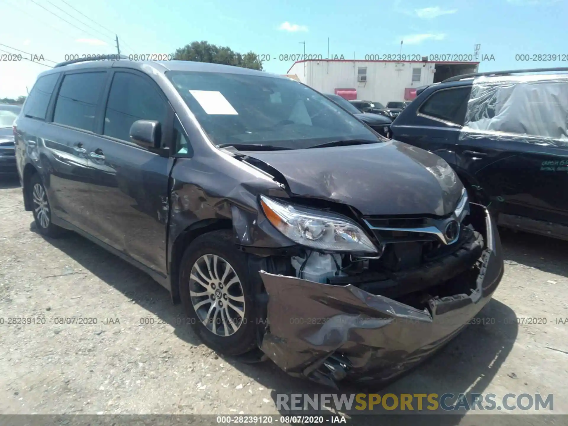 1 Photograph of a damaged car 5TDYZ3DC4KS004227 TOYOTA SIENNA 2019