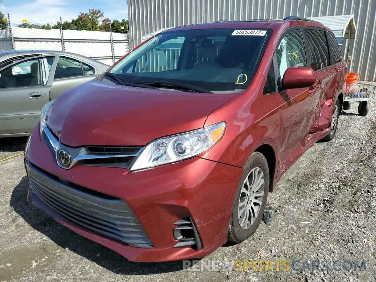 2 Фотография поврежденного автомобиля 5TDYZ3DC4KS006740 TOYOTA SIENNA 2019