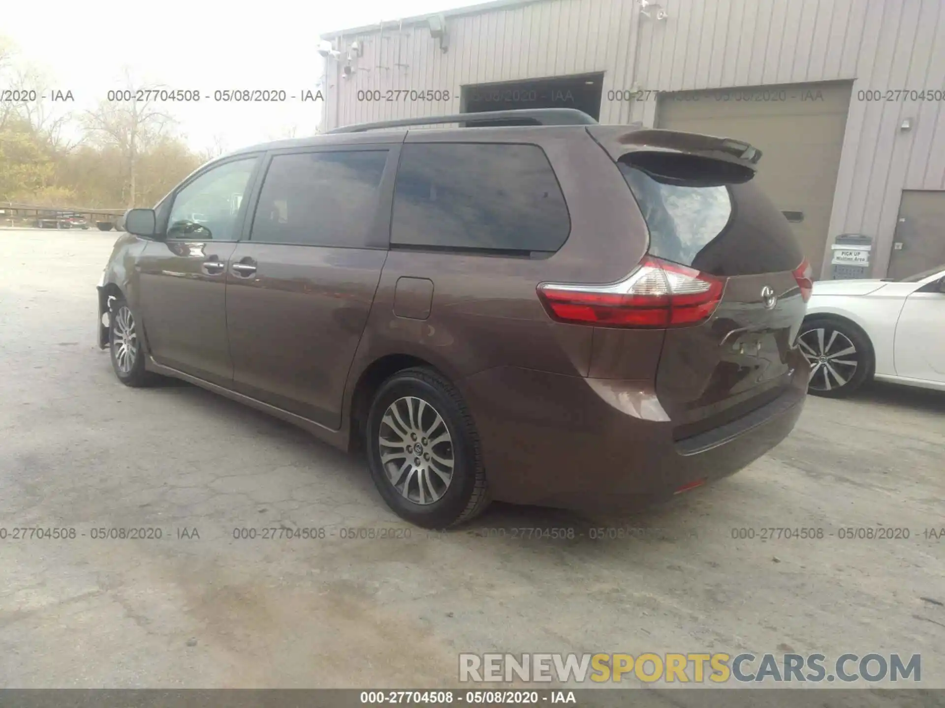 3 Фотография поврежденного автомобиля 5TDYZ3DC4KS007001 TOYOTA SIENNA 2019