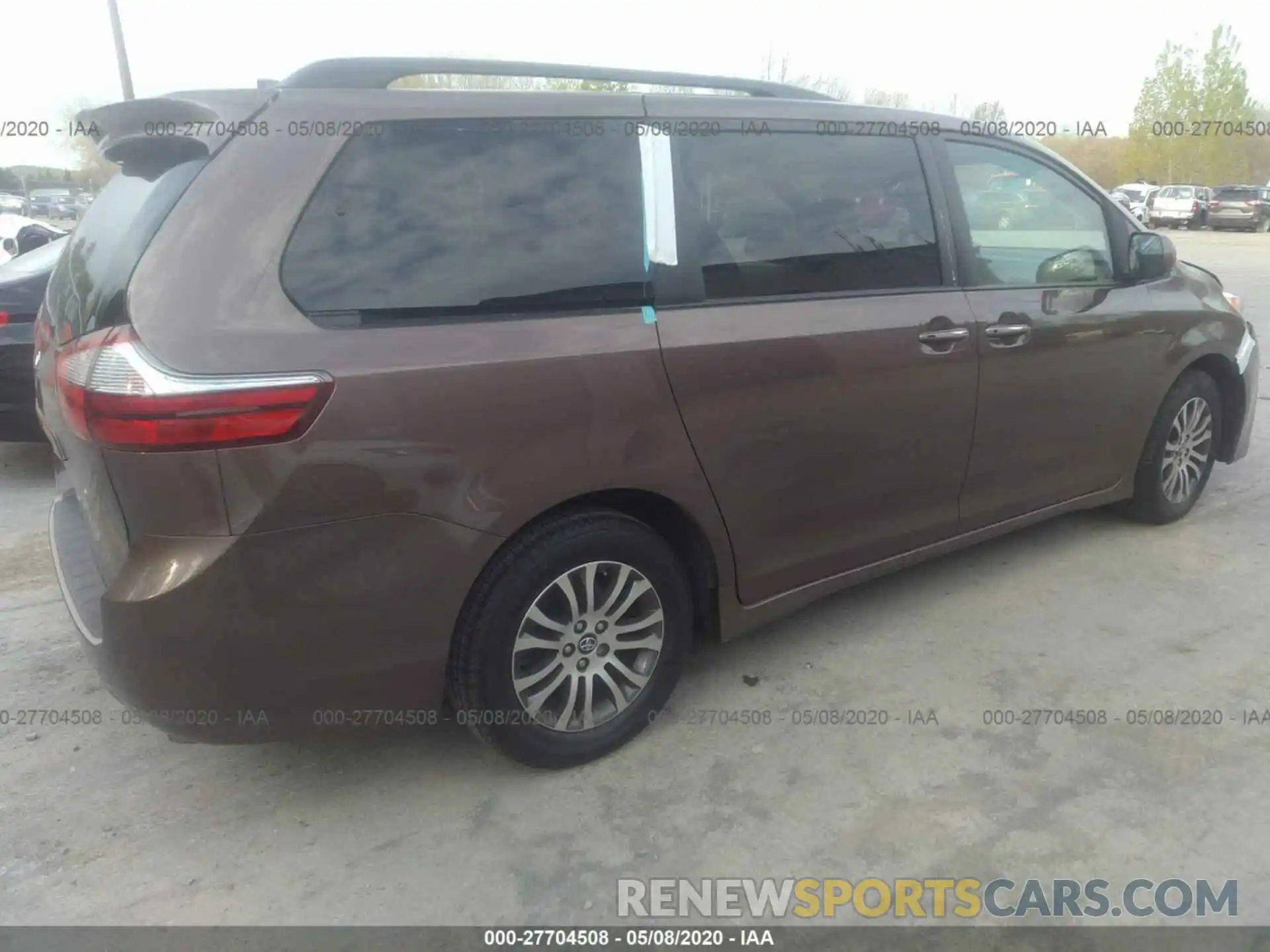 4 Фотография поврежденного автомобиля 5TDYZ3DC4KS007001 TOYOTA SIENNA 2019