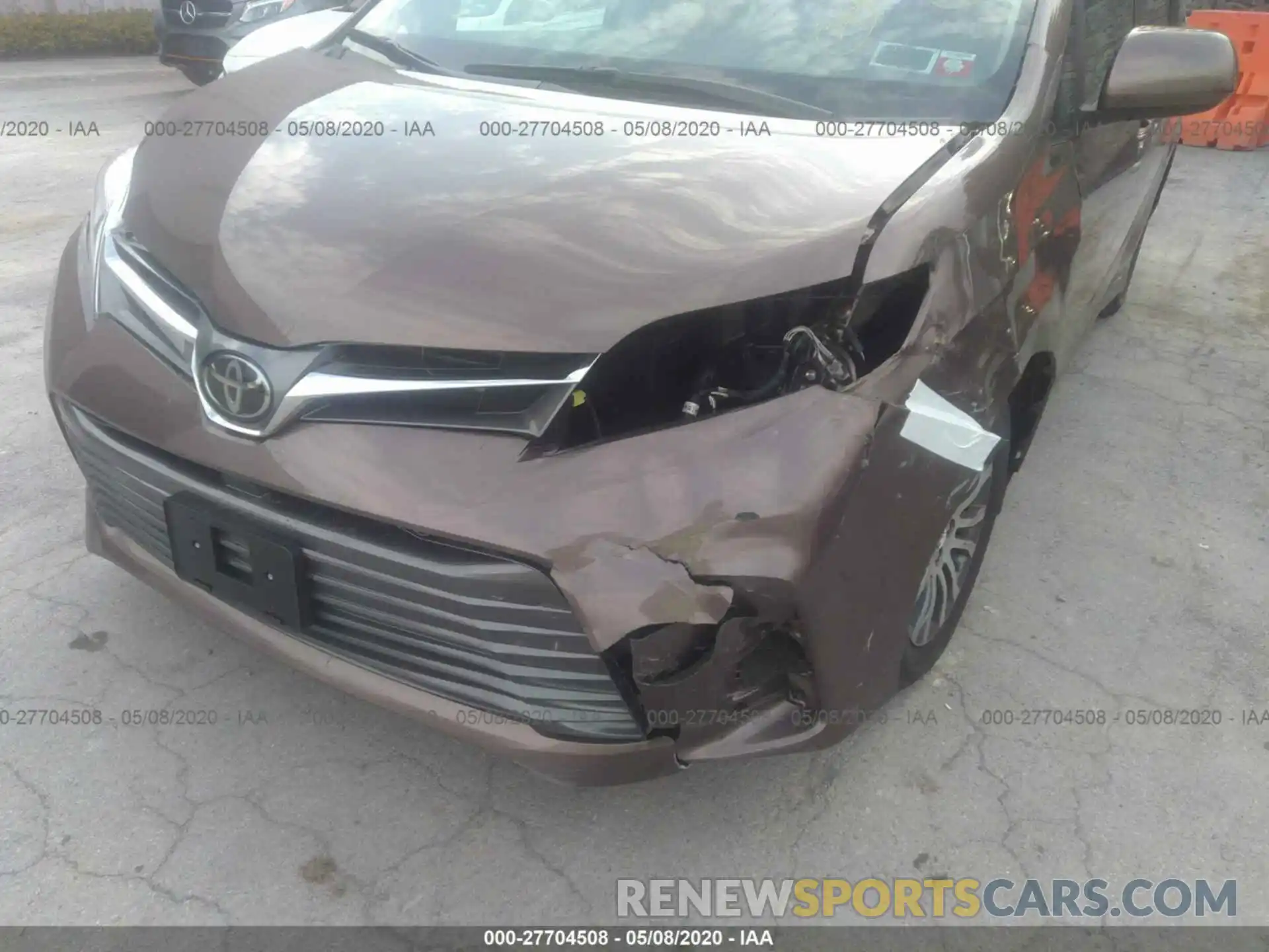 6 Photograph of a damaged car 5TDYZ3DC4KS007001 TOYOTA SIENNA 2019