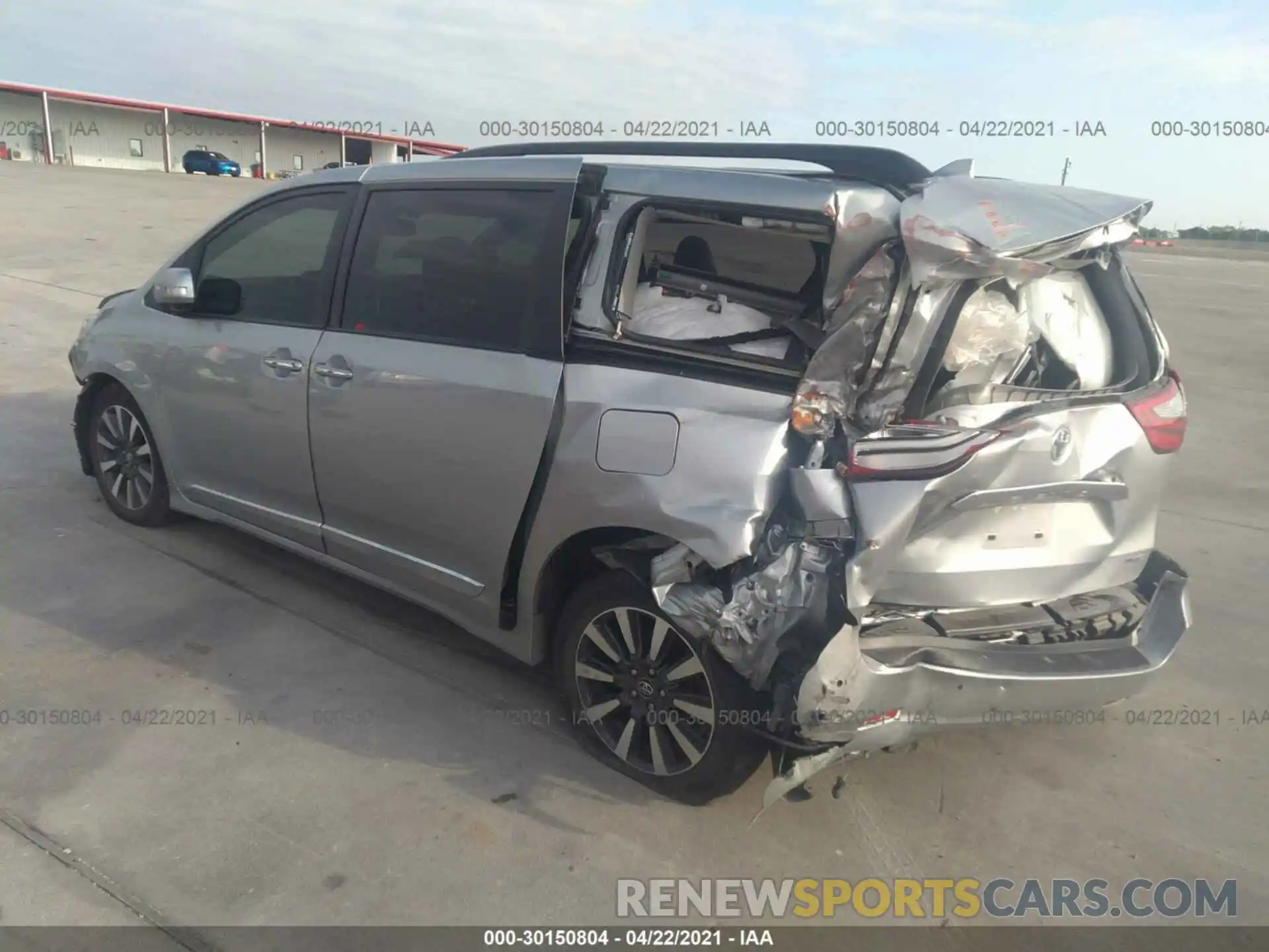 3 Фотография поврежденного автомобиля 5TDYZ3DC4KS010254 TOYOTA SIENNA 2019