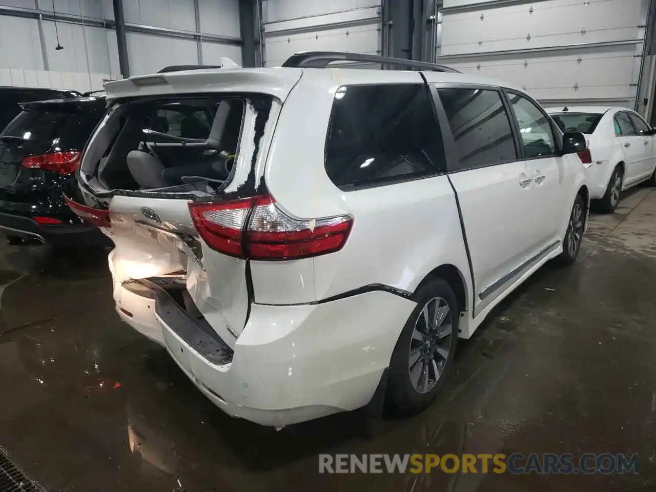 4 Фотография поврежденного автомобиля 5TDYZ3DC4KS015471 TOYOTA SIENNA 2019