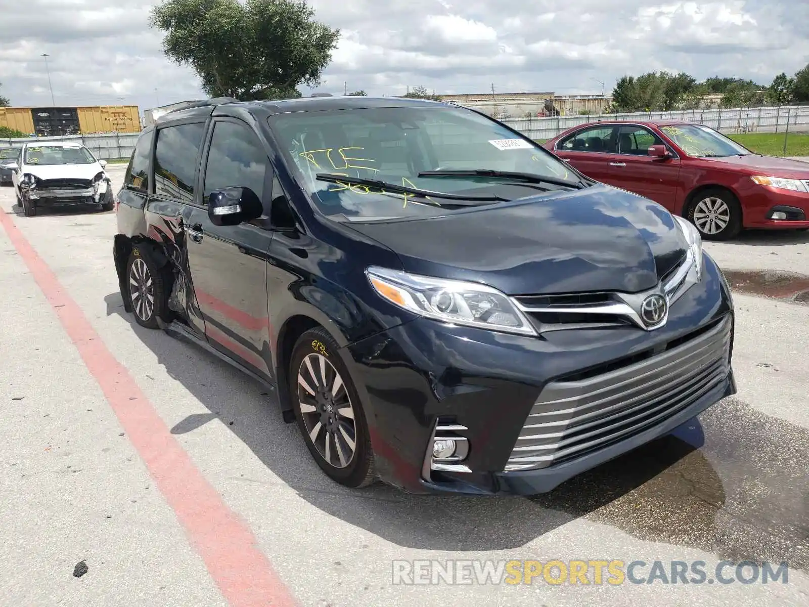 1 Photograph of a damaged car 5TDYZ3DC4KS016443 TOYOTA SIENNA 2019