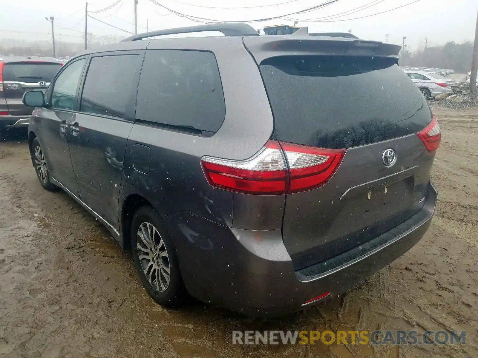 3 Фотография поврежденного автомобиля 5TDYZ3DC4KS018208 TOYOTA SIENNA 2019