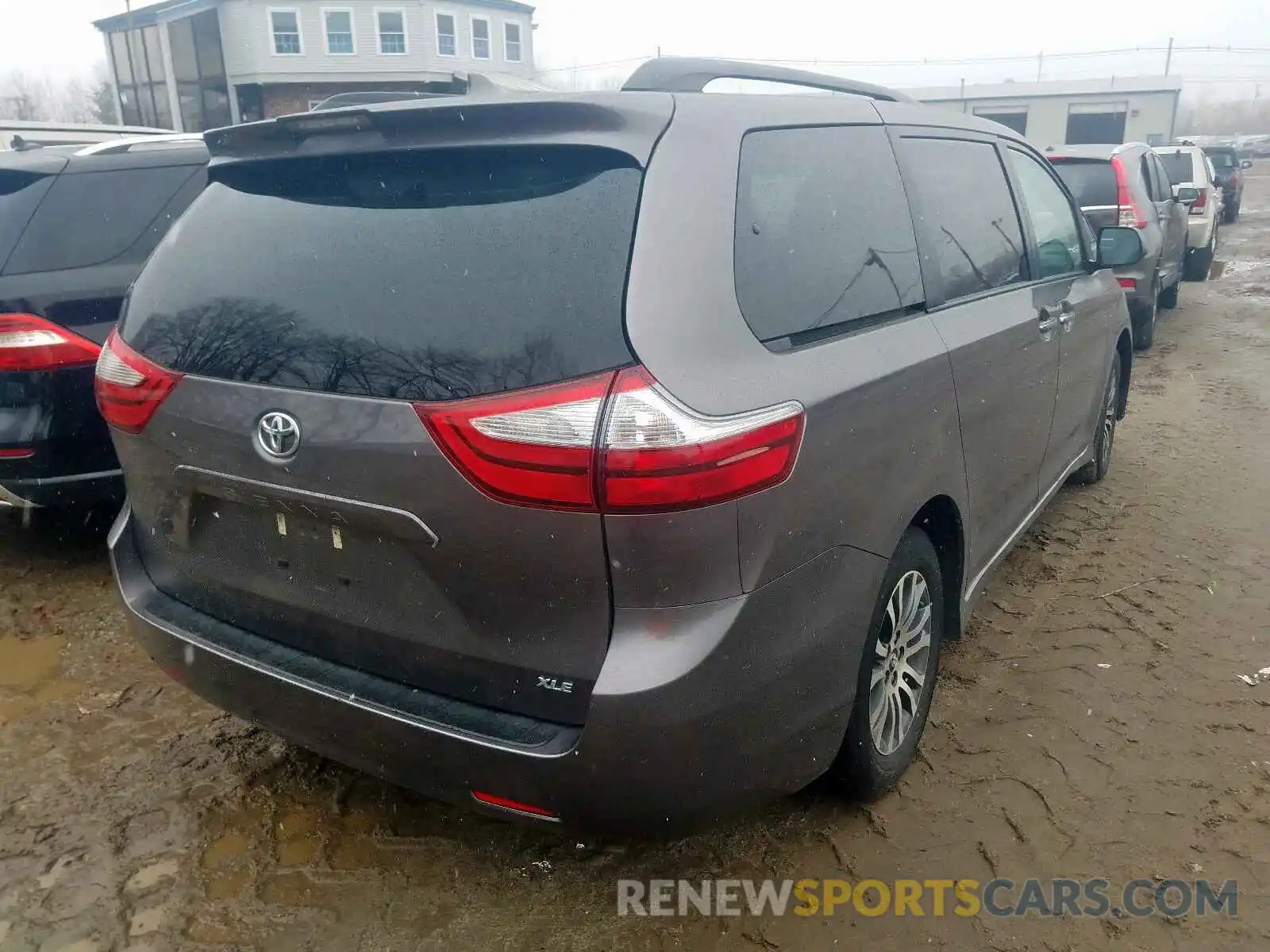 4 Фотография поврежденного автомобиля 5TDYZ3DC4KS018208 TOYOTA SIENNA 2019