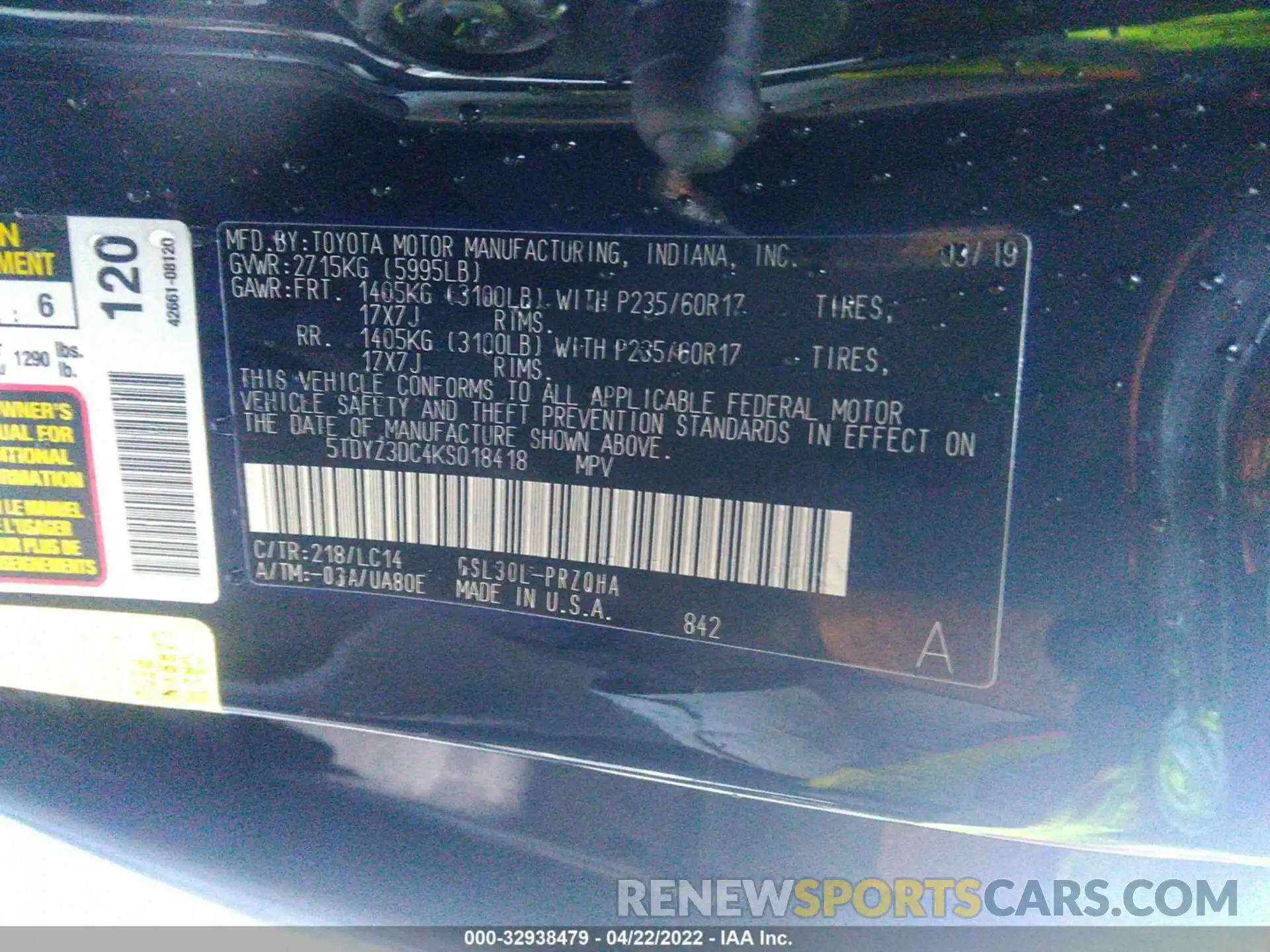 9 Photograph of a damaged car 5TDYZ3DC4KS018418 TOYOTA SIENNA 2019