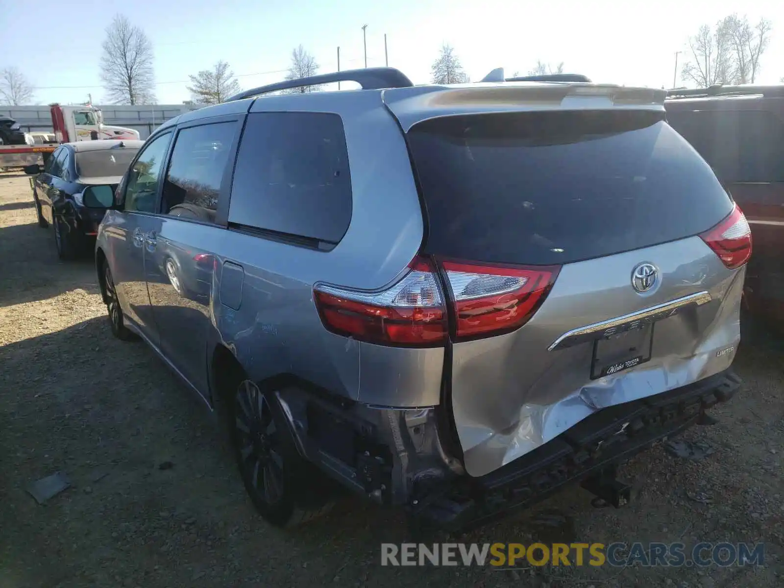 3 Фотография поврежденного автомобиля 5TDYZ3DC4KS019228 TOYOTA SIENNA 2019