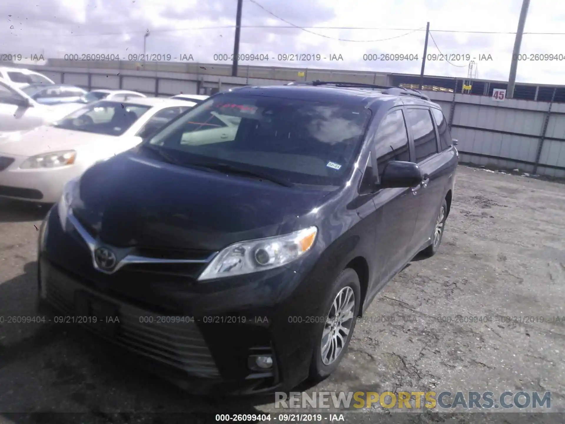 2 Photograph of a damaged car 5TDYZ3DC4KS972652 TOYOTA SIENNA 2019