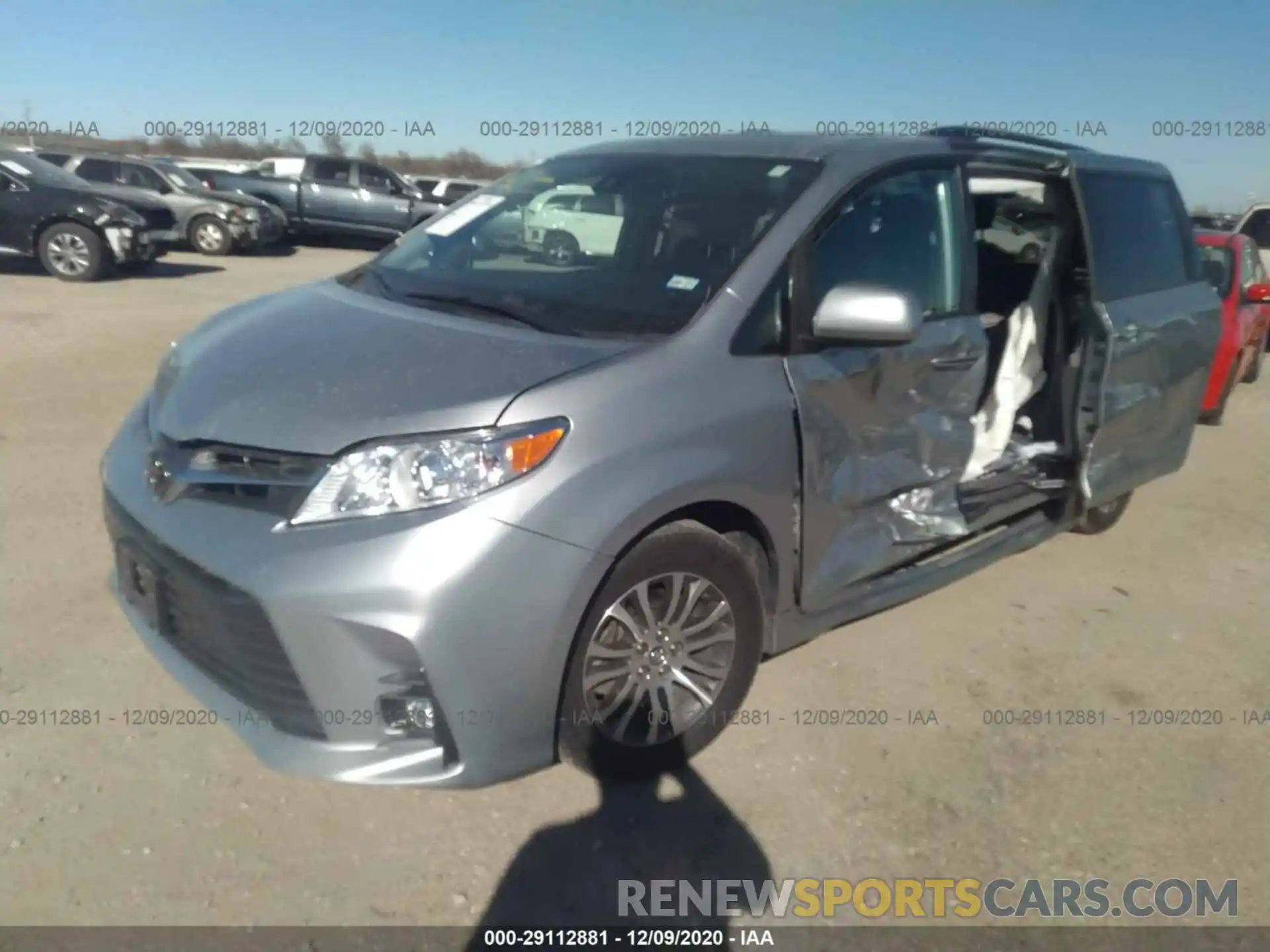 2 Фотография поврежденного автомобиля 5TDYZ3DC4KS998720 TOYOTA SIENNA 2019