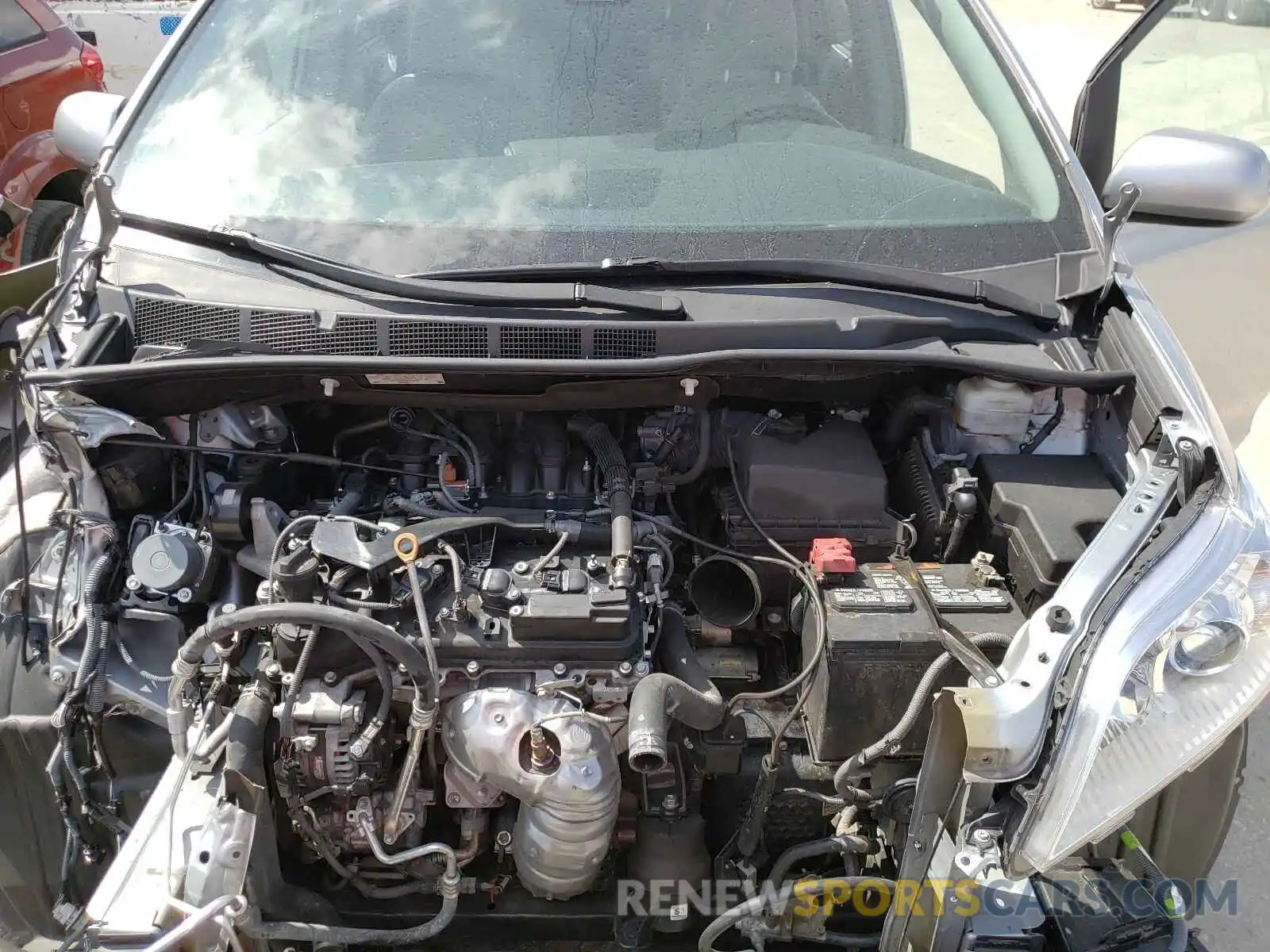 7 Photograph of a damaged car 5TDYZ3DC5KS004785 TOYOTA SIENNA 2019