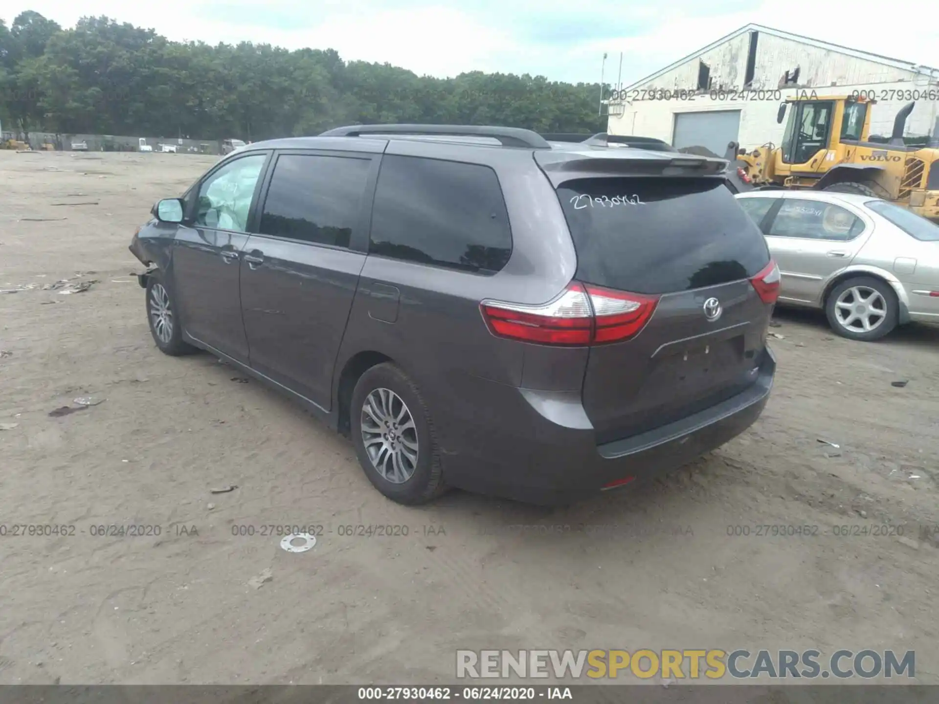 3 Фотография поврежденного автомобиля 5TDYZ3DC5KS978329 TOYOTA SIENNA 2019