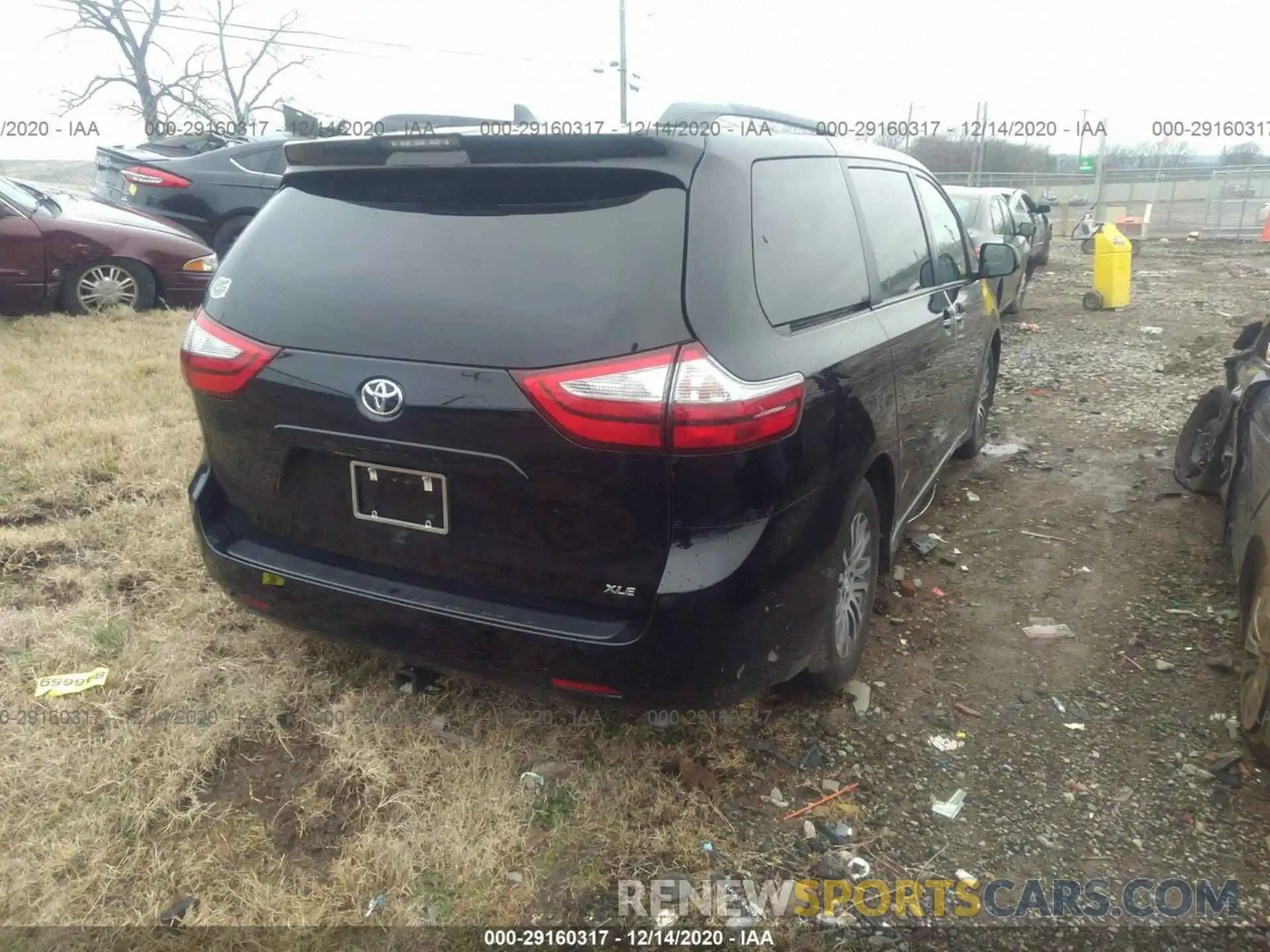 4 Фотография поврежденного автомобиля 5TDYZ3DC5KS983319 TOYOTA SIENNA 2019