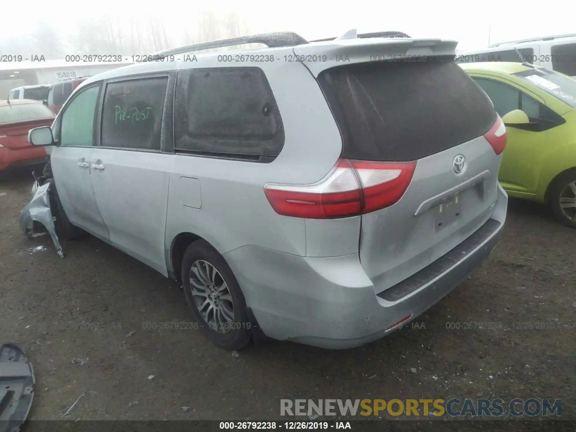 3 Фотография поврежденного автомобиля 5TDYZ3DC5KS986396 TOYOTA SIENNA 2019