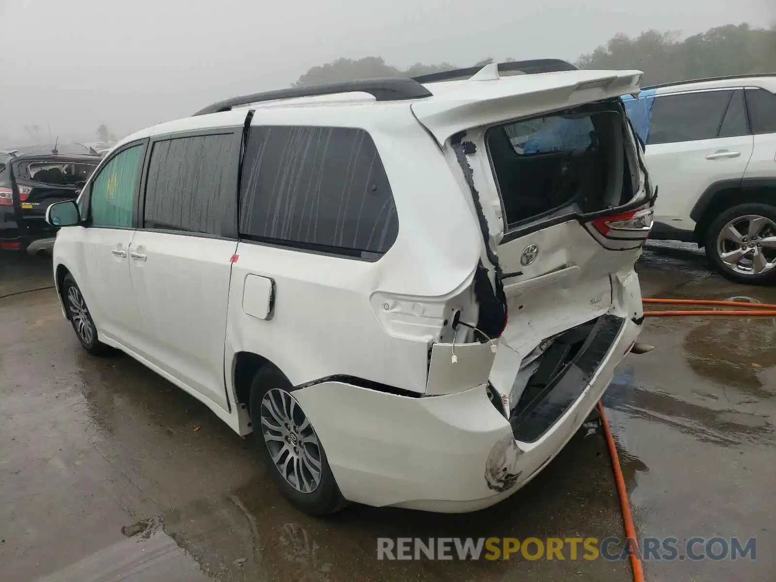 3 Фотография поврежденного автомобиля 5TDYZ3DC5KS991081 TOYOTA SIENNA 2019