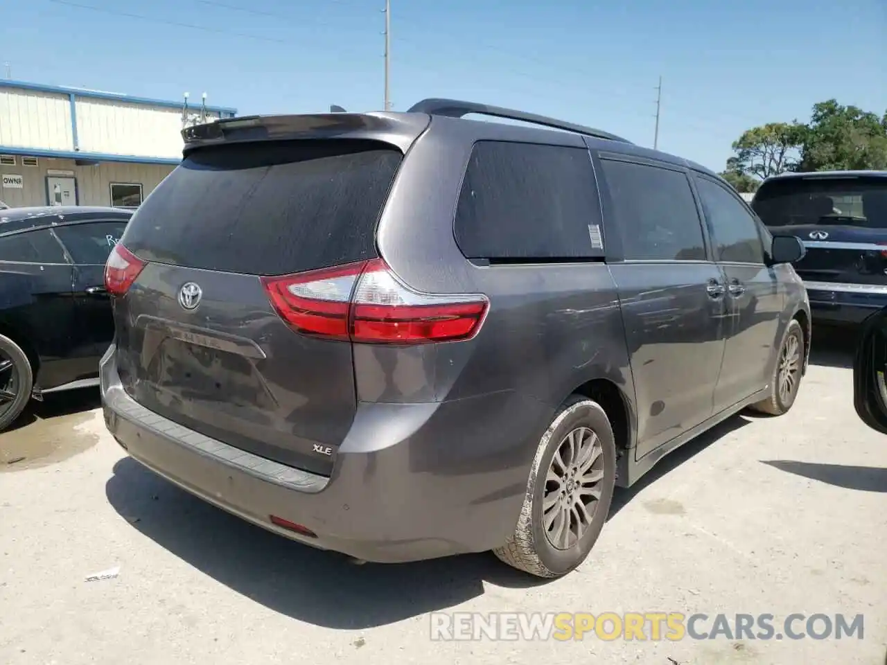 4 Фотография поврежденного автомобиля 5TDYZ3DC5KS994515 TOYOTA SIENNA 2019