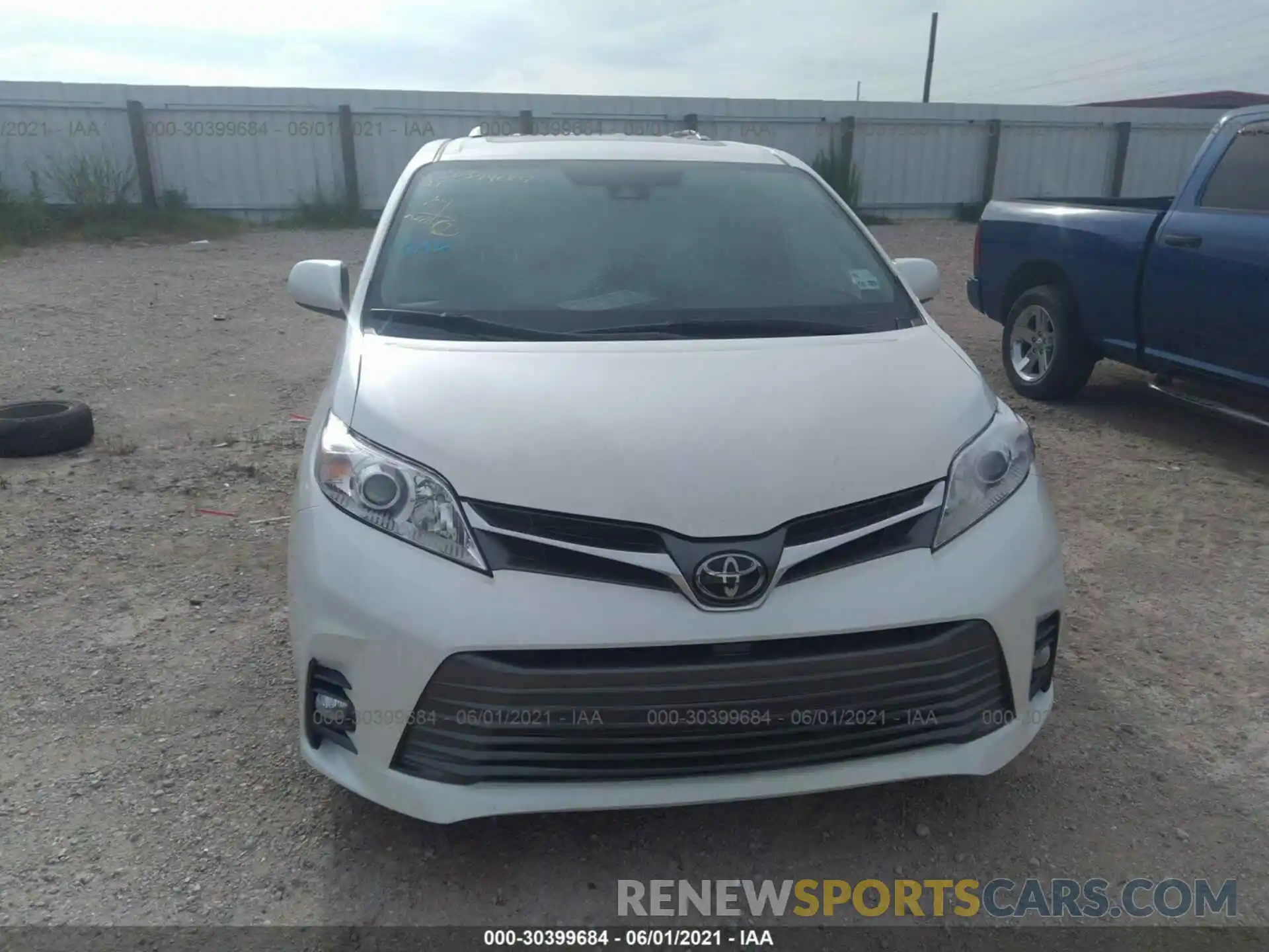 6 Photograph of a damaged car 5TDYZ3DC6KS003855 TOYOTA SIENNA 2019