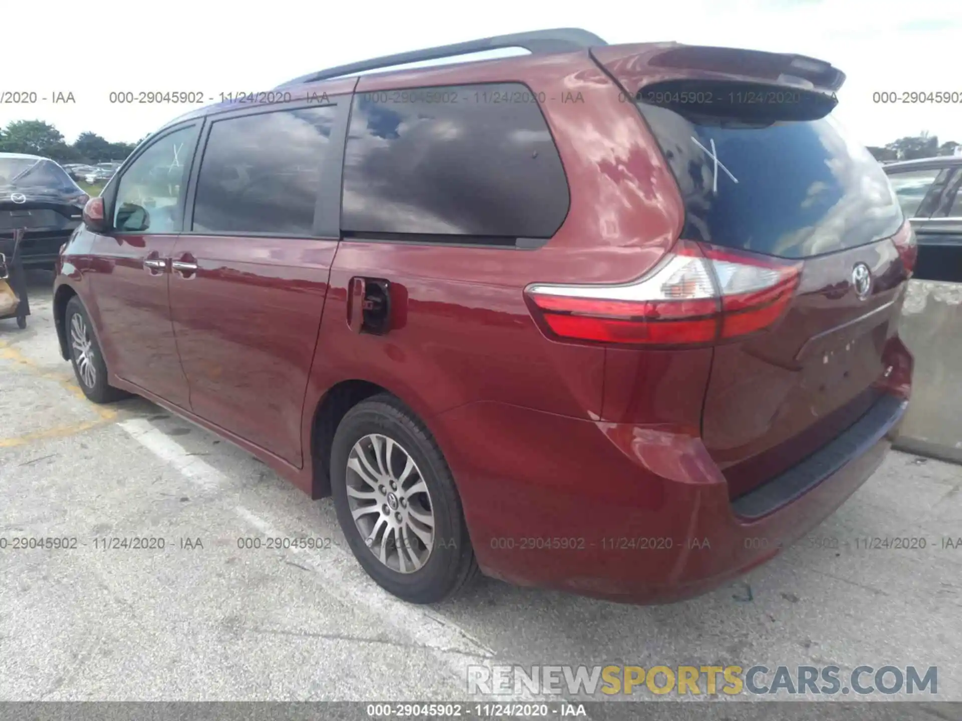 3 Фотография поврежденного автомобиля 5TDYZ3DC6KS004357 TOYOTA SIENNA 2019