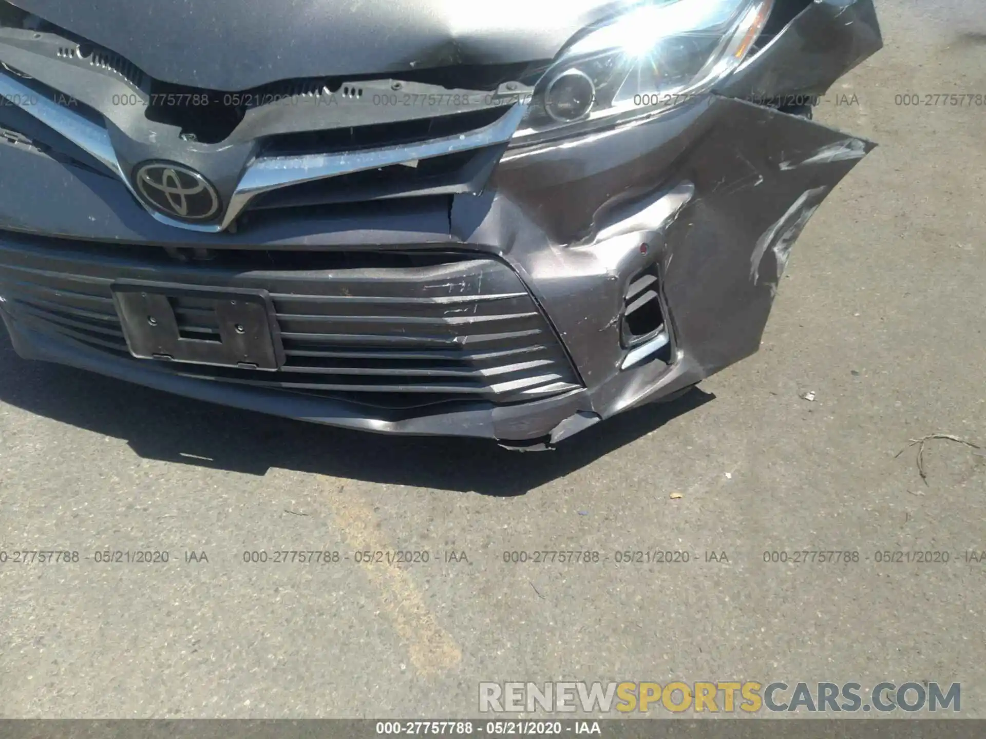 6 Photograph of a damaged car 5TDYZ3DC6KS015388 TOYOTA SIENNA 2019