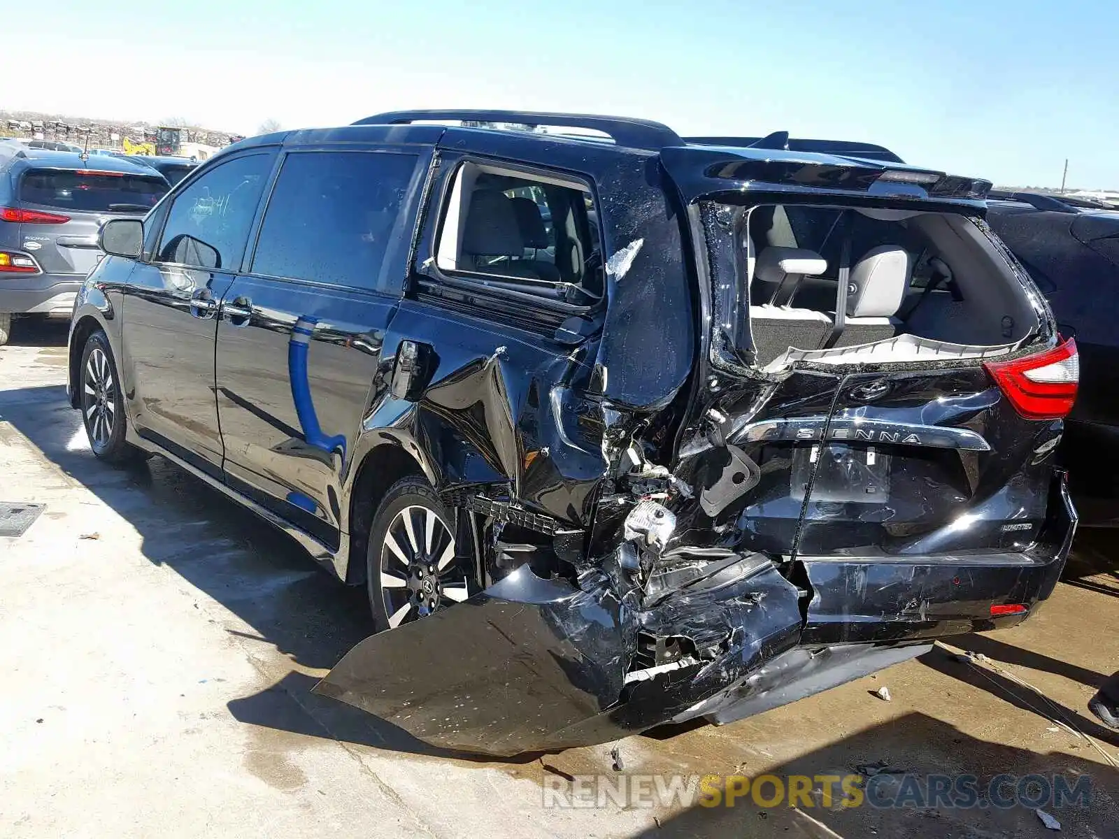 3 Photograph of a damaged car 5TDYZ3DC6KS969509 TOYOTA SIENNA 2019