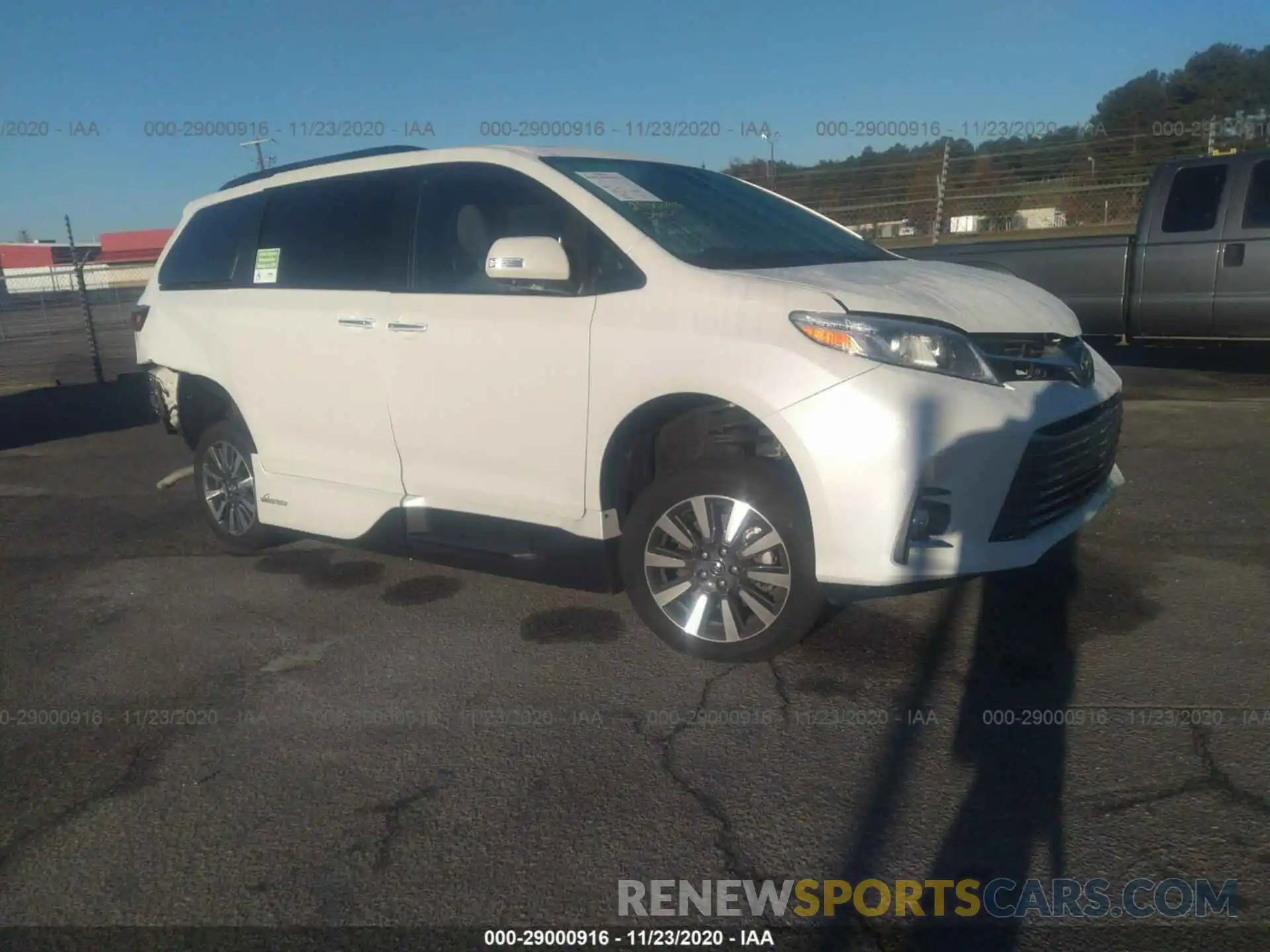 1 Photograph of a damaged car 5TDYZ3DC6KS970756 TOYOTA SIENNA 2019