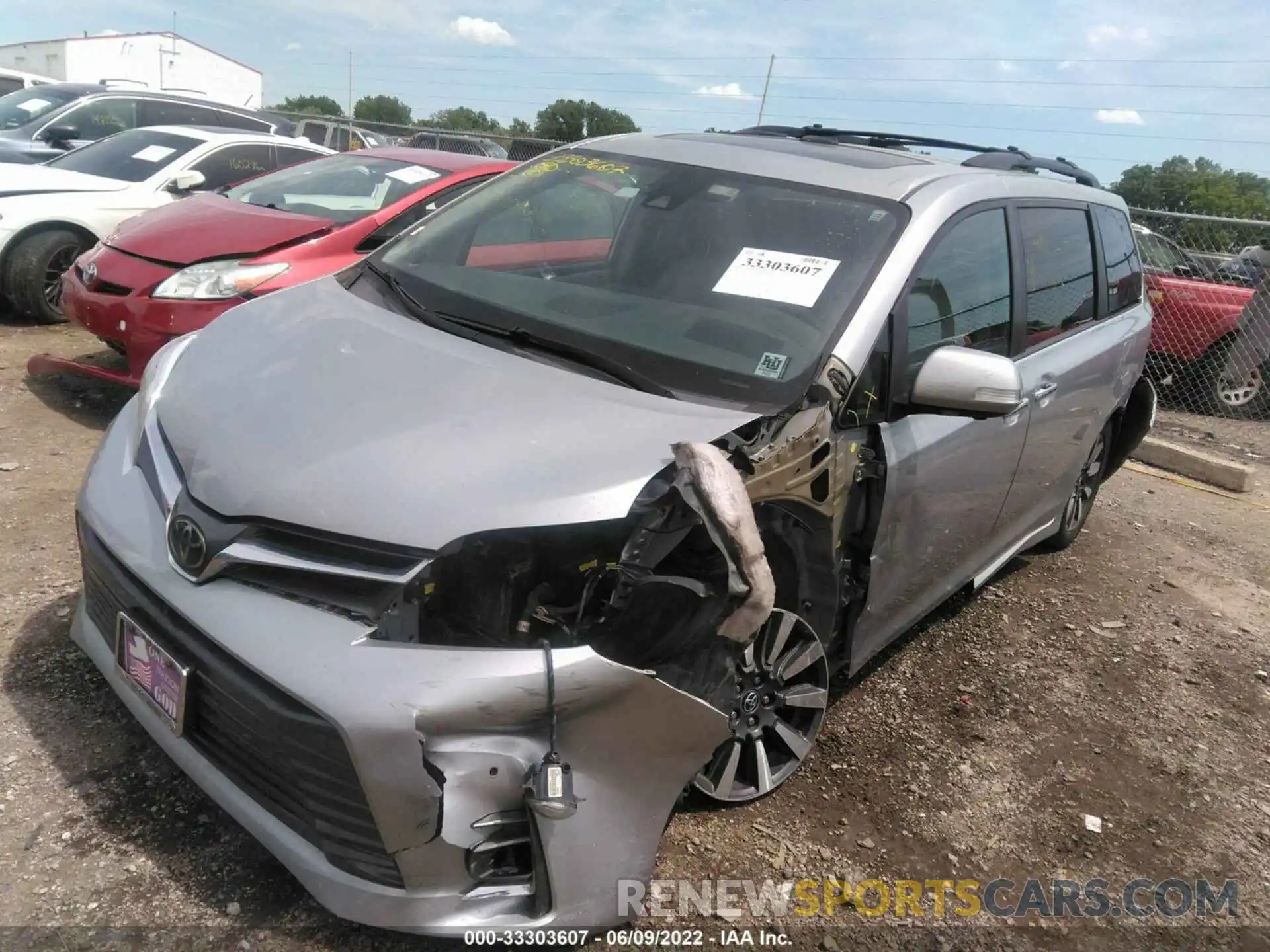 6 Фотография поврежденного автомобиля 5TDYZ3DC6KS975164 TOYOTA SIENNA 2019