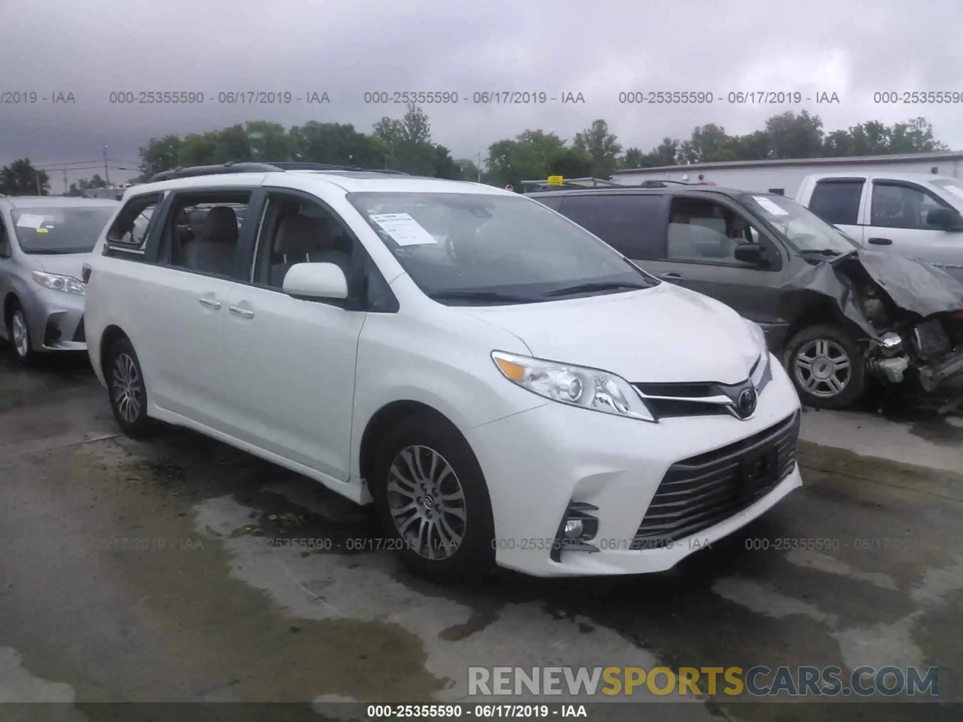 1 Photograph of a damaged car 5TDYZ3DC6KS987895 TOYOTA SIENNA 2019