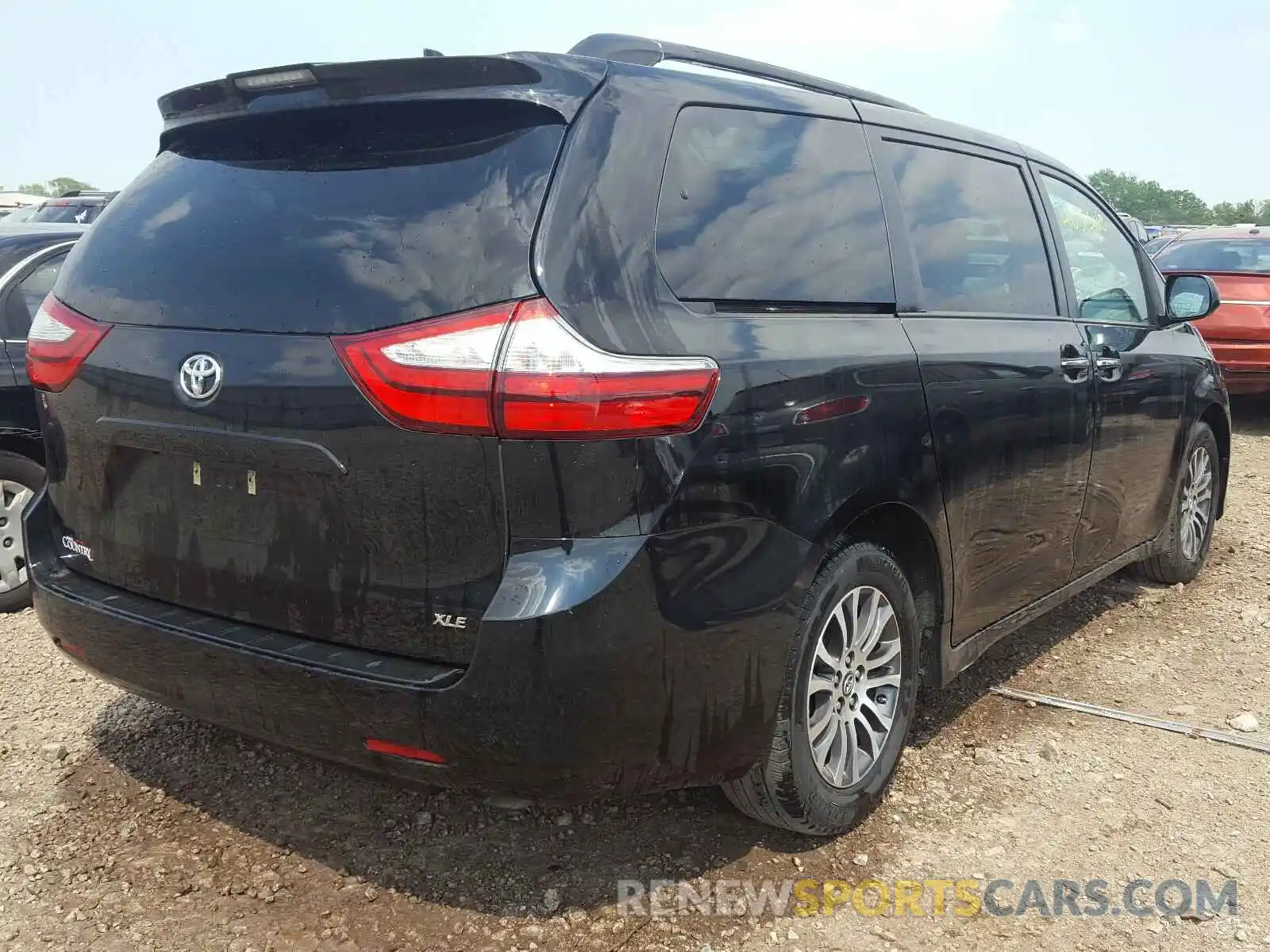 4 Фотография поврежденного автомобиля 5TDYZ3DC6KS997729 TOYOTA SIENNA 2019