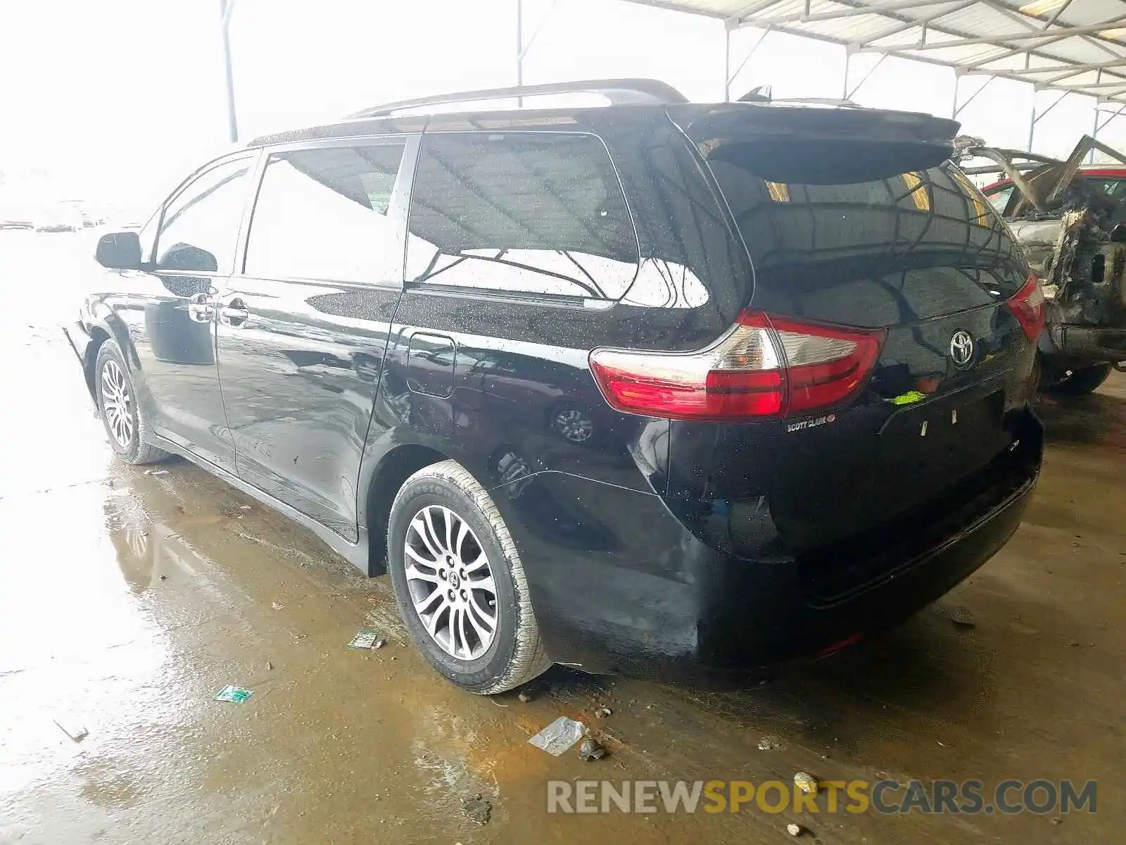 3 Photograph of a damaged car 5TDYZ3DC6KS998556 TOYOTA SIENNA 2019