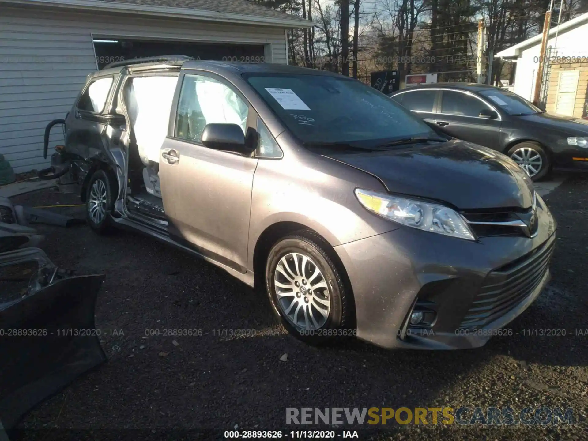 1 Фотография поврежденного автомобиля 5TDYZ3DC7KS001600 TOYOTA SIENNA 2019