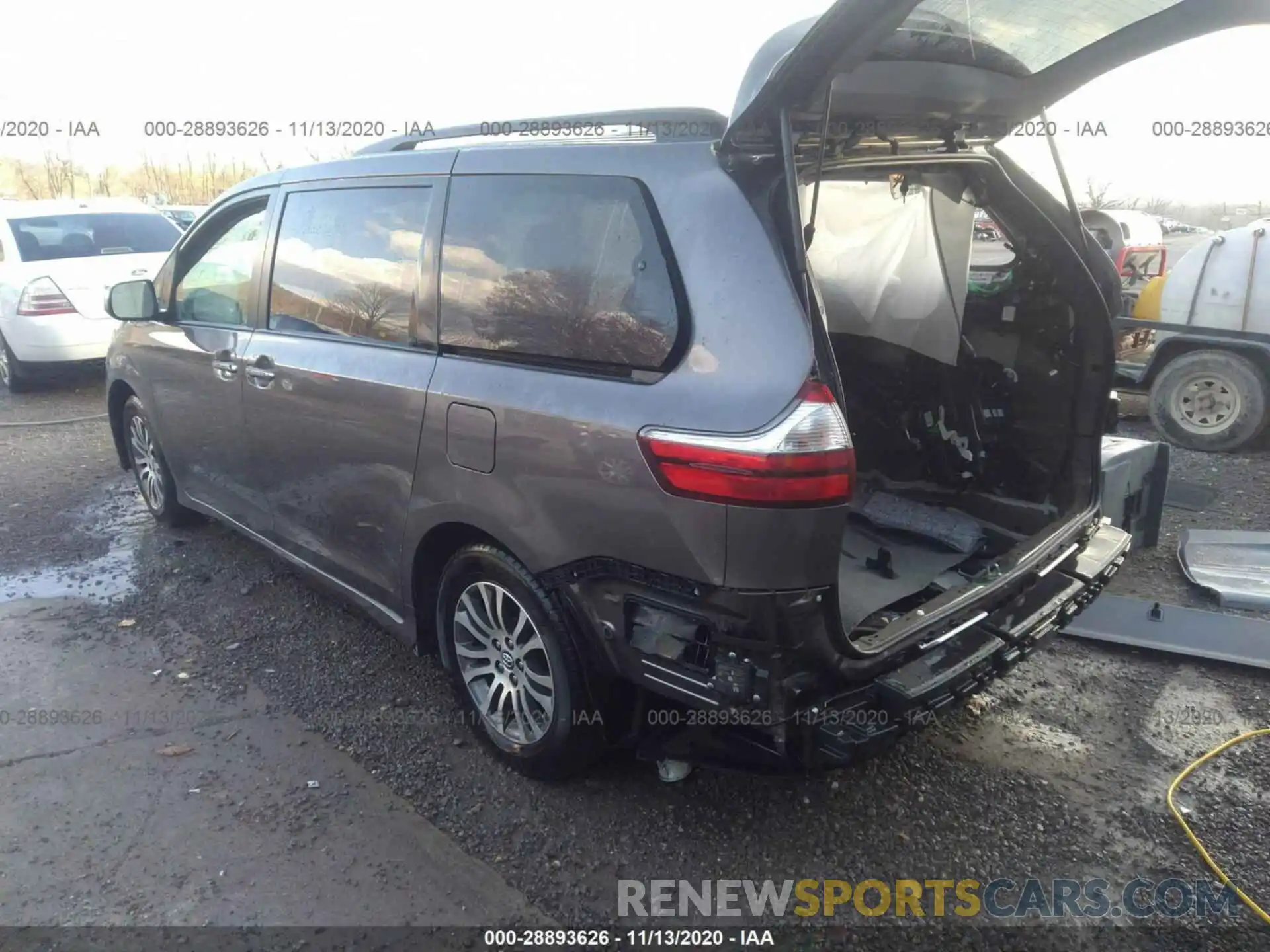 3 Фотография поврежденного автомобиля 5TDYZ3DC7KS001600 TOYOTA SIENNA 2019