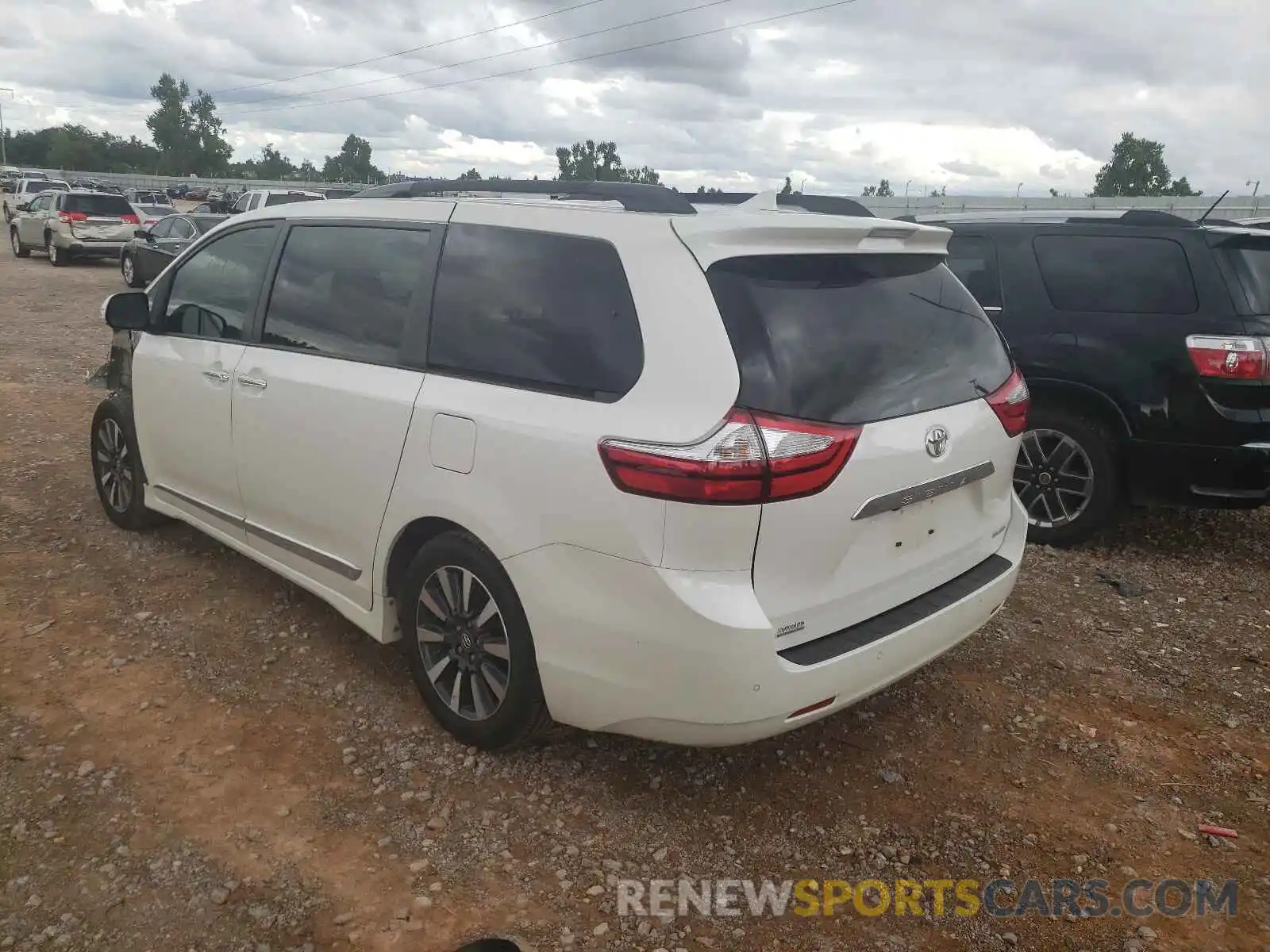 3 Фотография поврежденного автомобиля 5TDYZ3DC7KS002262 TOYOTA SIENNA 2019