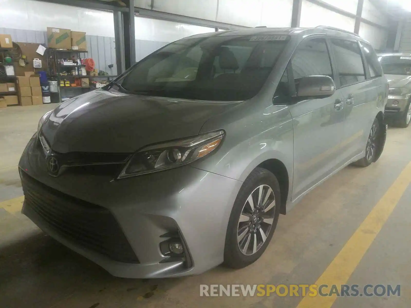 2 Photograph of a damaged car 5TDYZ3DC7KS003055 TOYOTA SIENNA 2019