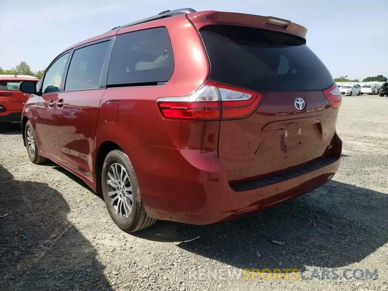 3 Фотография поврежденного автомобиля 5TDYZ3DC7KS004531 TOYOTA SIENNA 2019