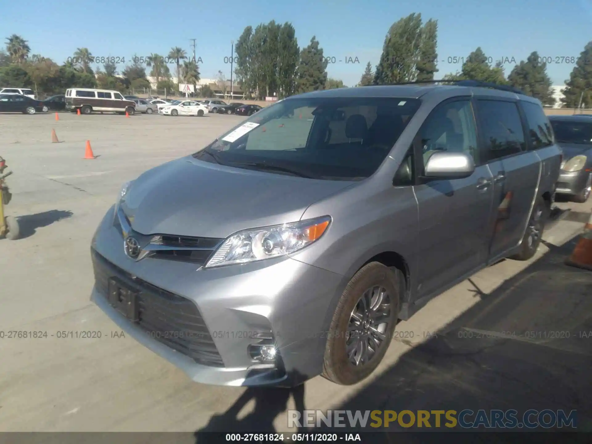 2 Фотография поврежденного автомобиля 5TDYZ3DC7KS005954 TOYOTA SIENNA 2019