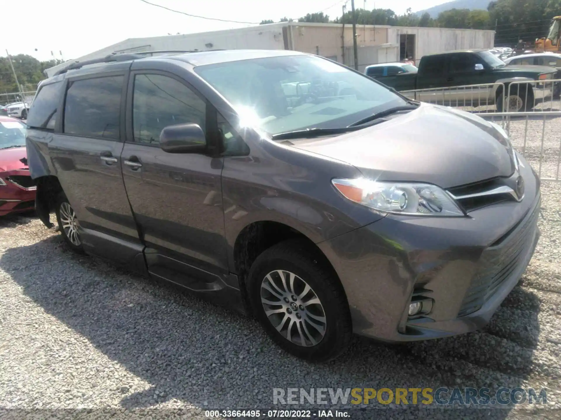 1 Photograph of a damaged car 5TDYZ3DC7KS011589 TOYOTA SIENNA 2019