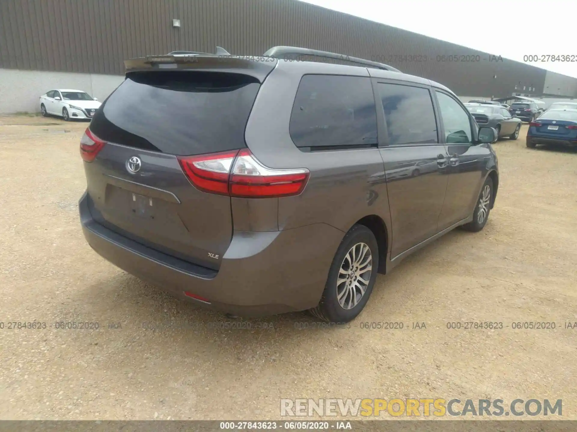 4 Фотография поврежденного автомобиля 5TDYZ3DC7KS011916 TOYOTA SIENNA 2019