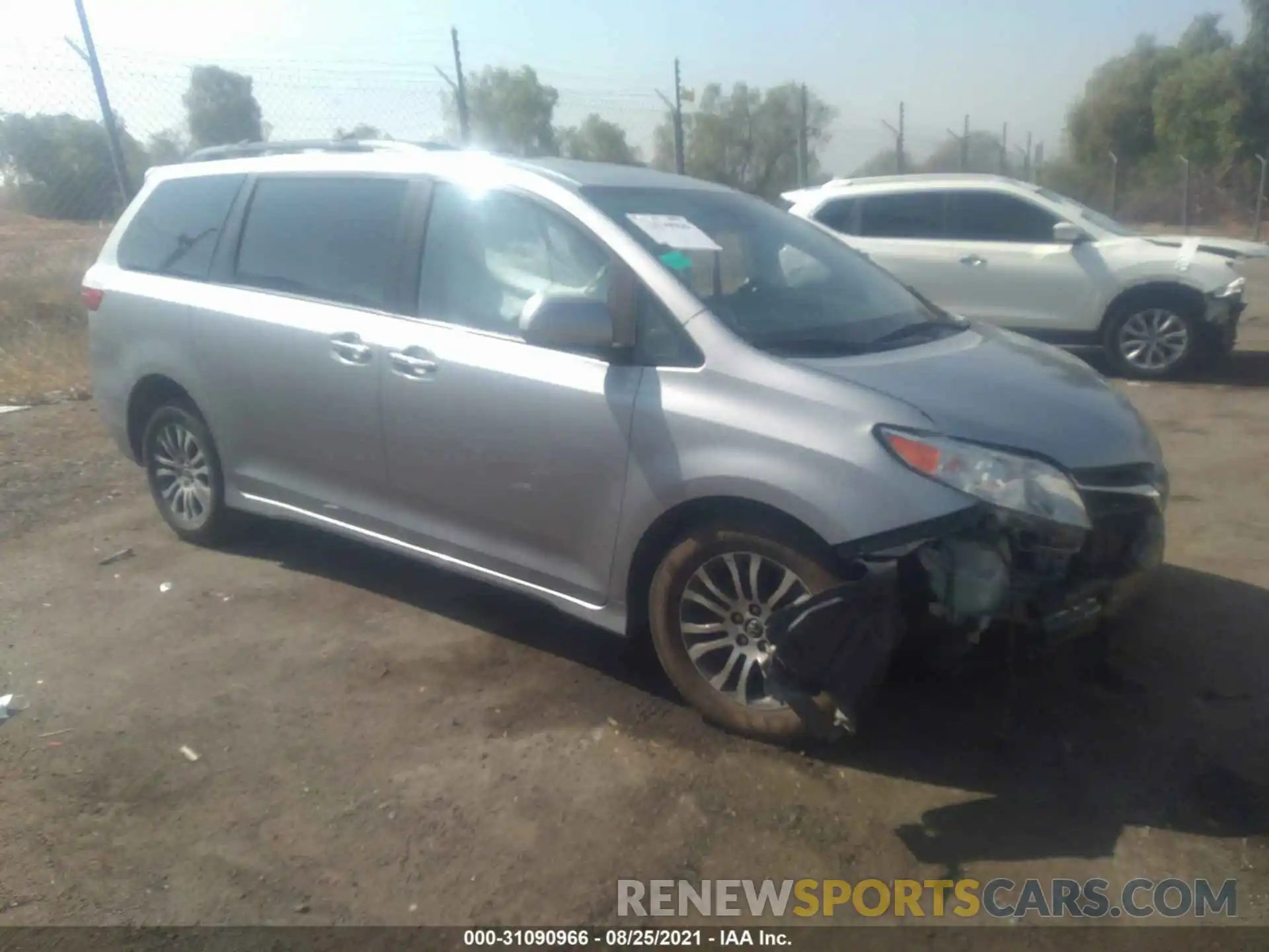 1 Photograph of a damaged car 5TDYZ3DC7KS012600 TOYOTA SIENNA 2019