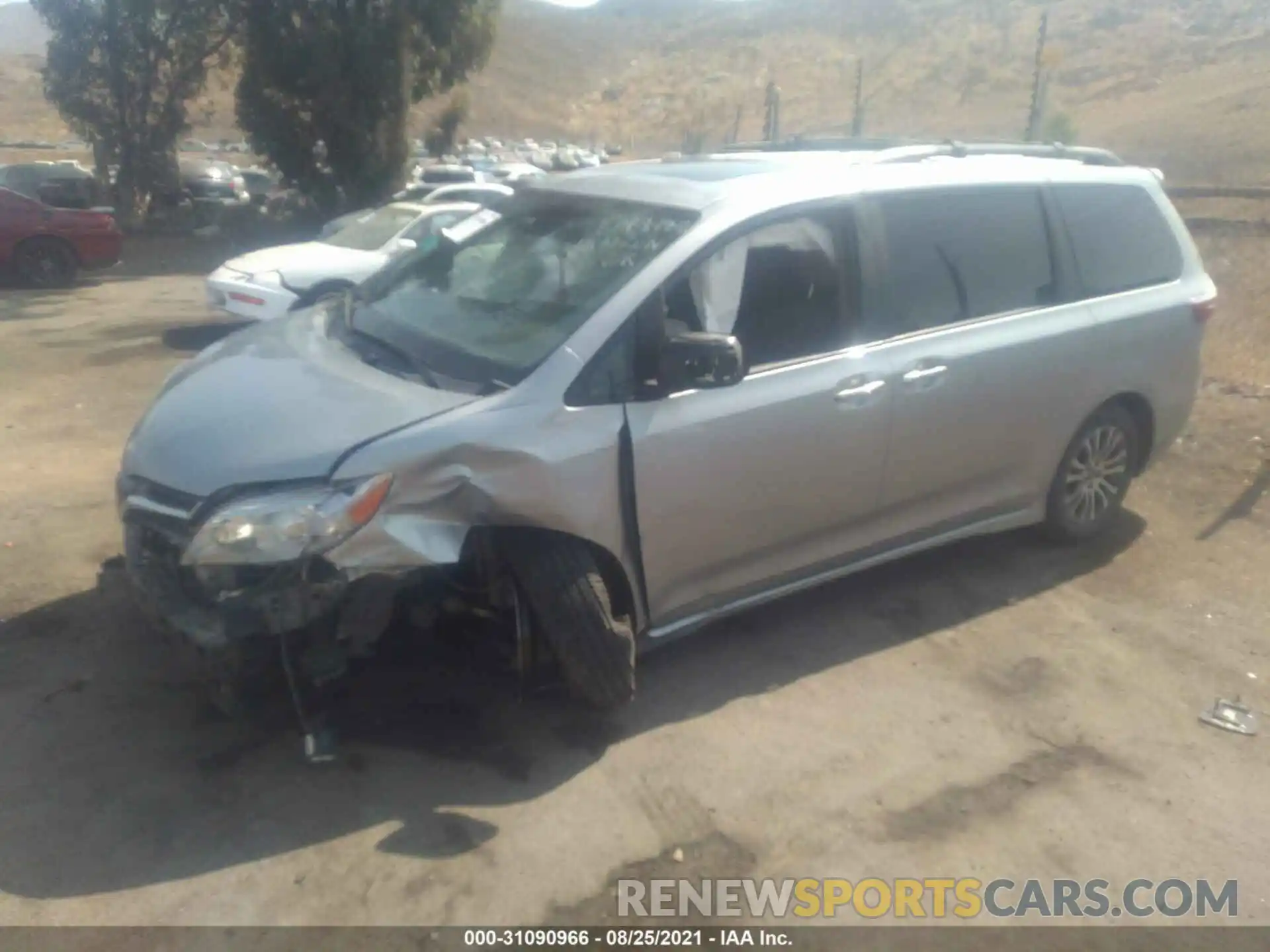 2 Photograph of a damaged car 5TDYZ3DC7KS012600 TOYOTA SIENNA 2019