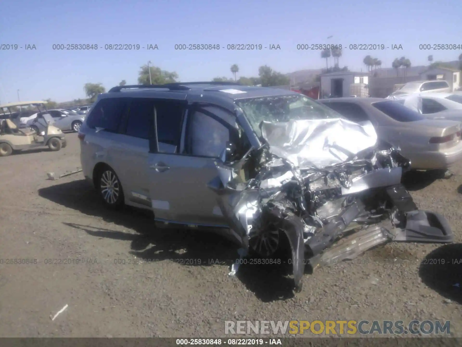 1 Photograph of a damaged car 5TDYZ3DC7KS013830 TOYOTA SIENNA 2019