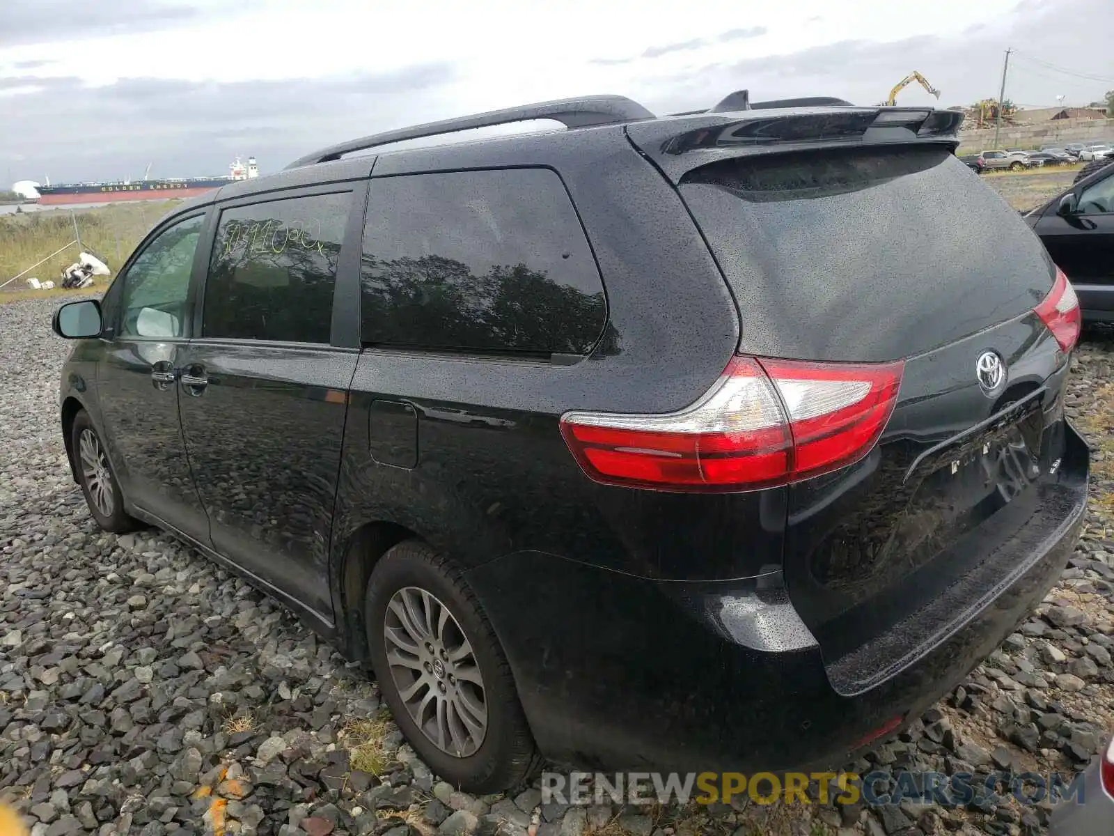 3 Фотография поврежденного автомобиля 5TDYZ3DC7KS015786 TOYOTA SIENNA 2019