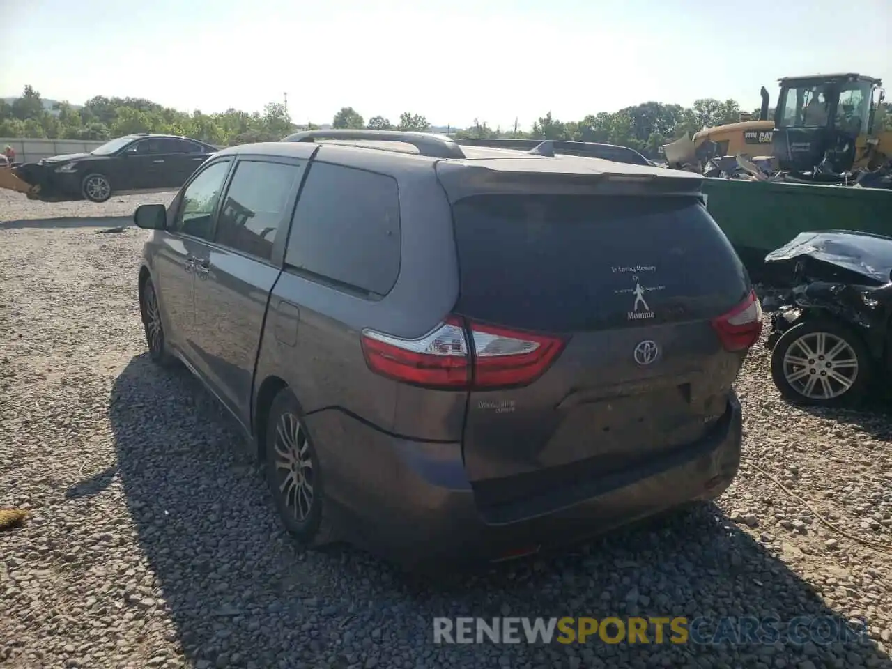 3 Photograph of a damaged car 5TDYZ3DC7KS016081 TOYOTA SIENNA 2019