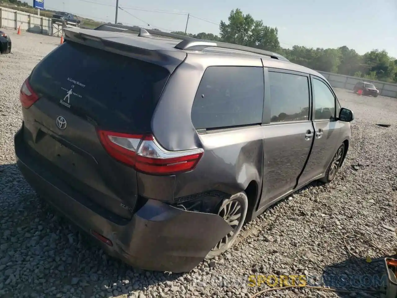 4 Фотография поврежденного автомобиля 5TDYZ3DC7KS016081 TOYOTA SIENNA 2019