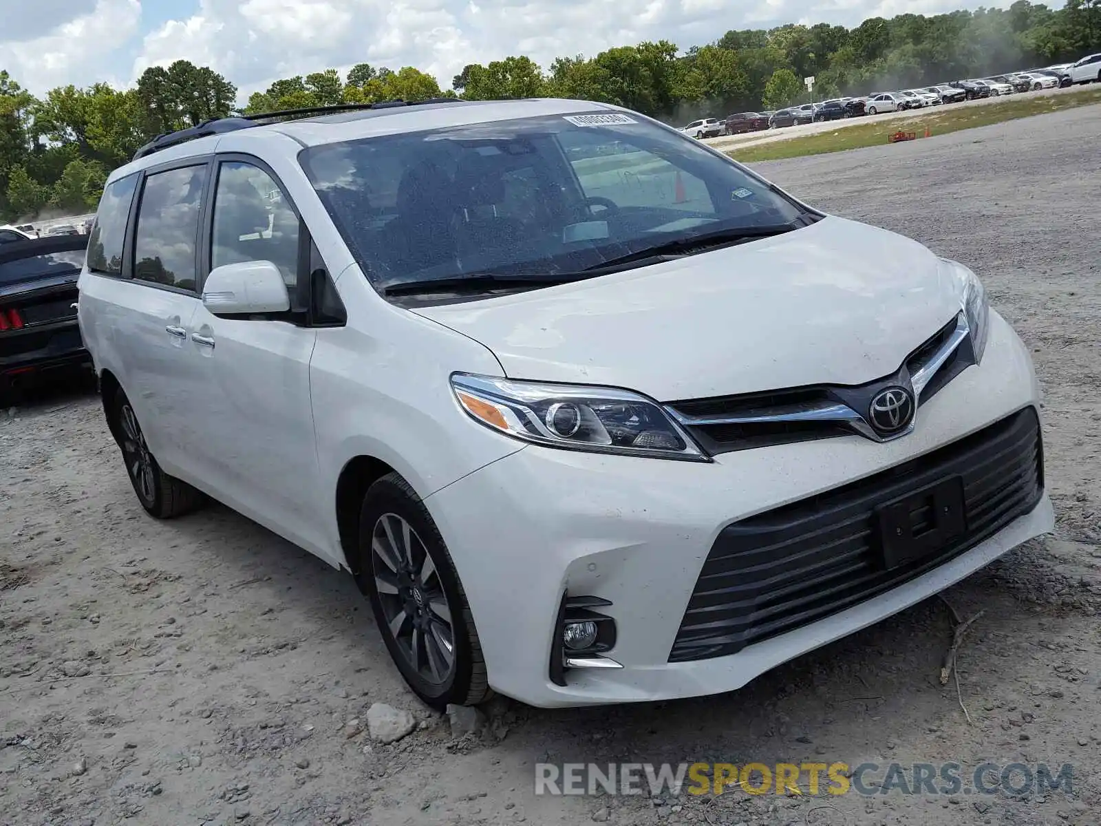 1 Photograph of a damaged car 5TDYZ3DC7KS966456 TOYOTA SIENNA 2019