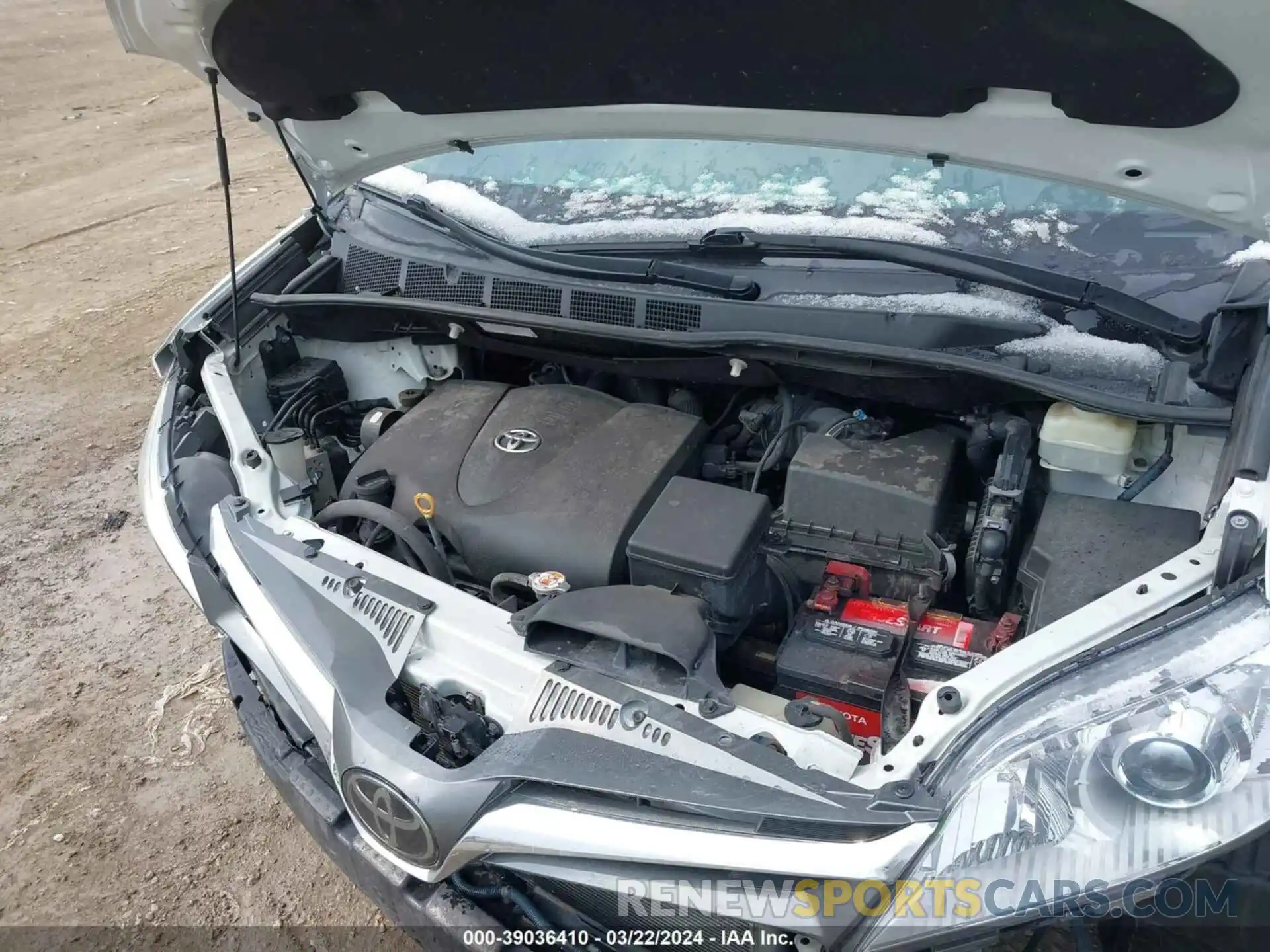 10 Photograph of a damaged car 5TDYZ3DC7KS967171 TOYOTA SIENNA 2019