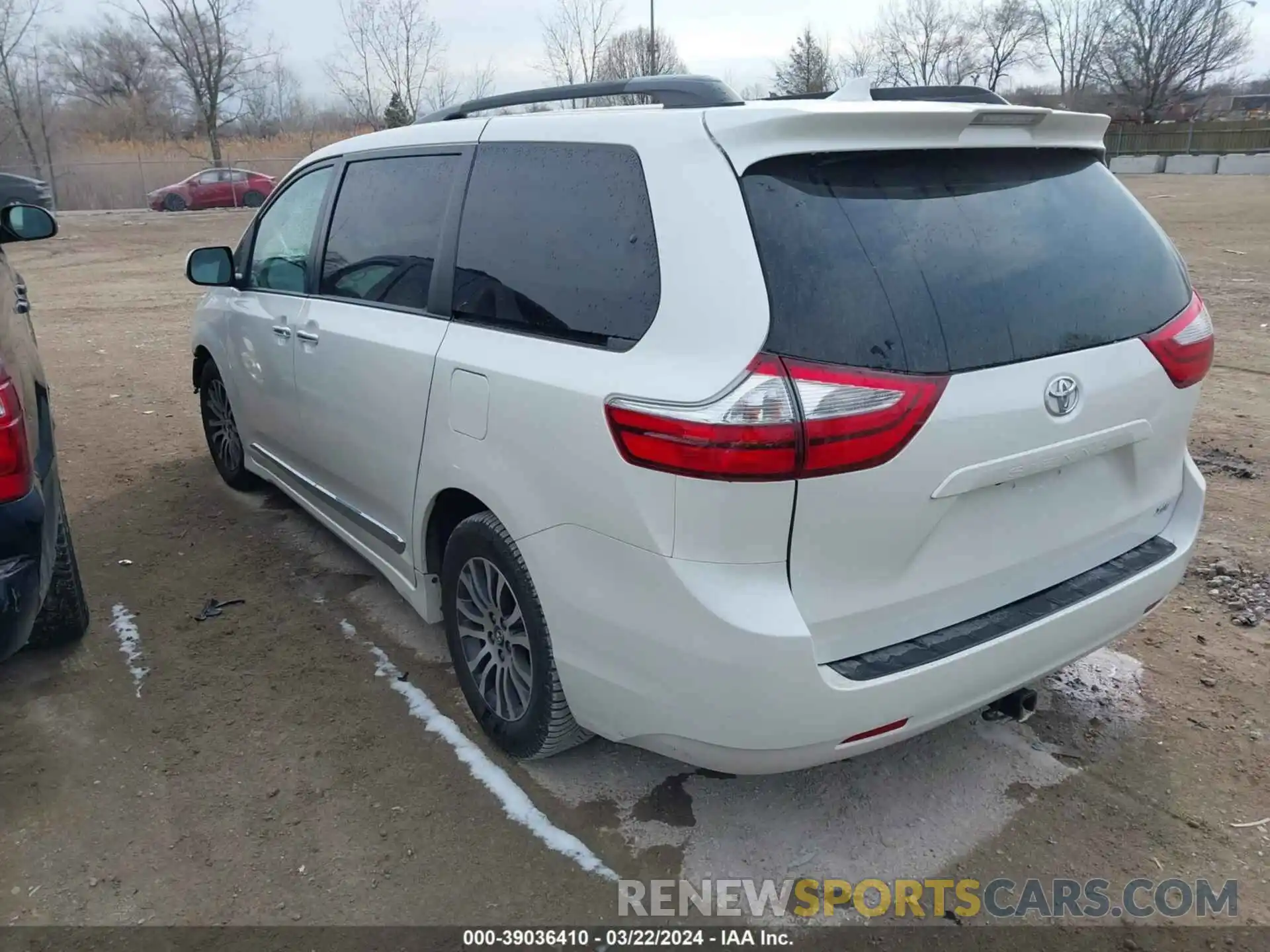 3 Фотография поврежденного автомобиля 5TDYZ3DC7KS967171 TOYOTA SIENNA 2019