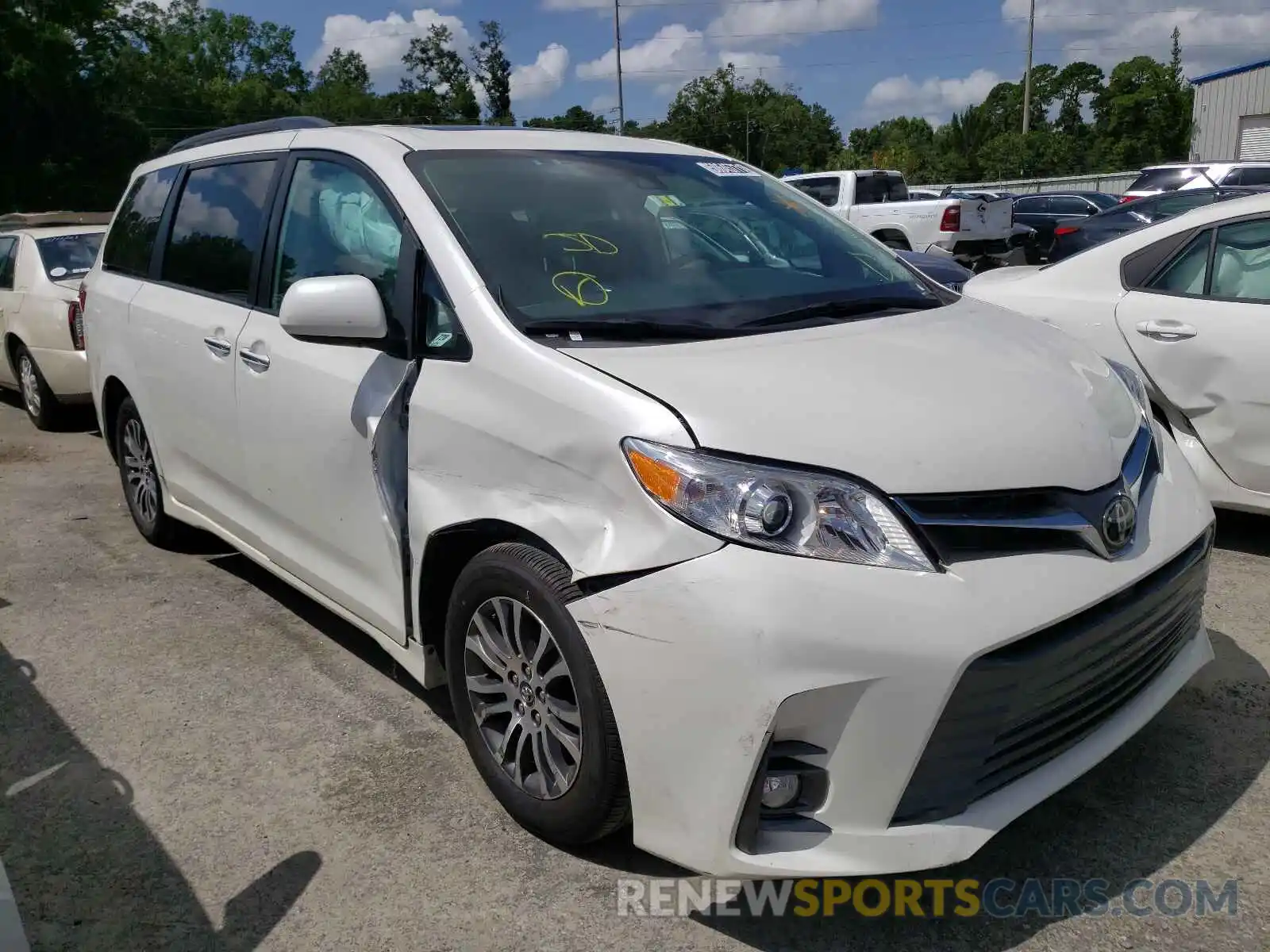 1 Photograph of a damaged car 5TDYZ3DC7KS975772 TOYOTA SIENNA 2019