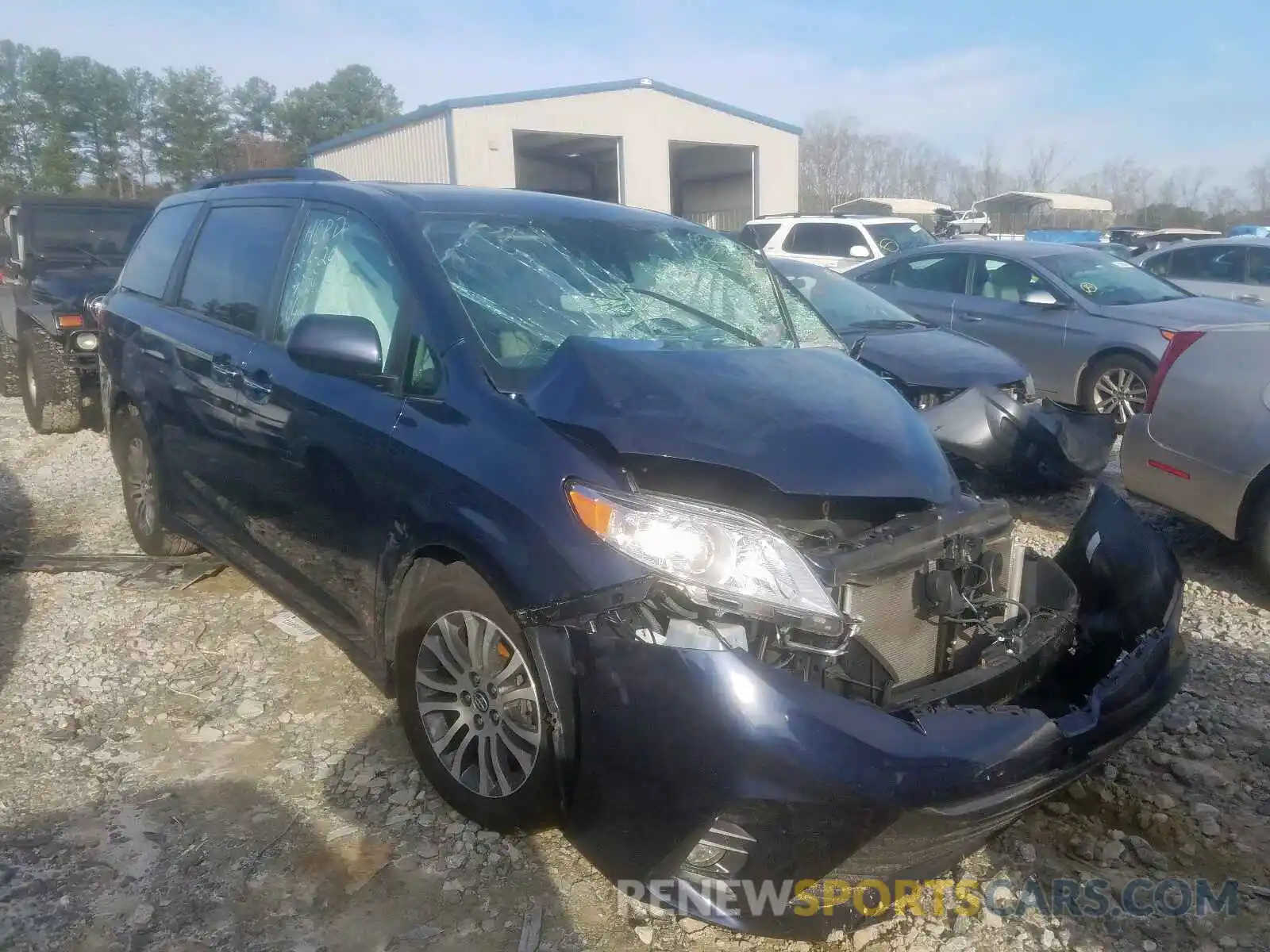 1 Photograph of a damaged car 5TDYZ3DC7KS978624 TOYOTA SIENNA 2019