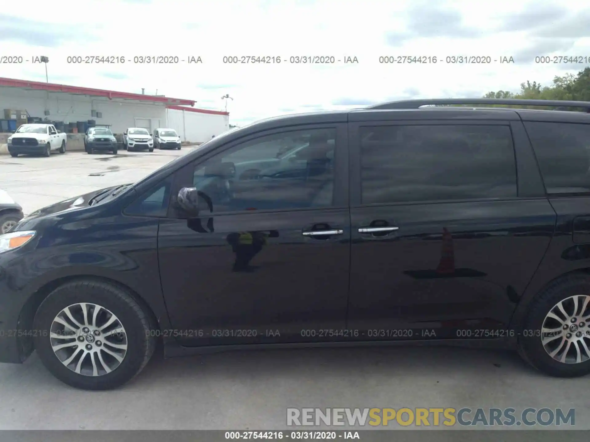 6 Фотография поврежденного автомобиля 5TDYZ3DC7KS978722 TOYOTA SIENNA 2019