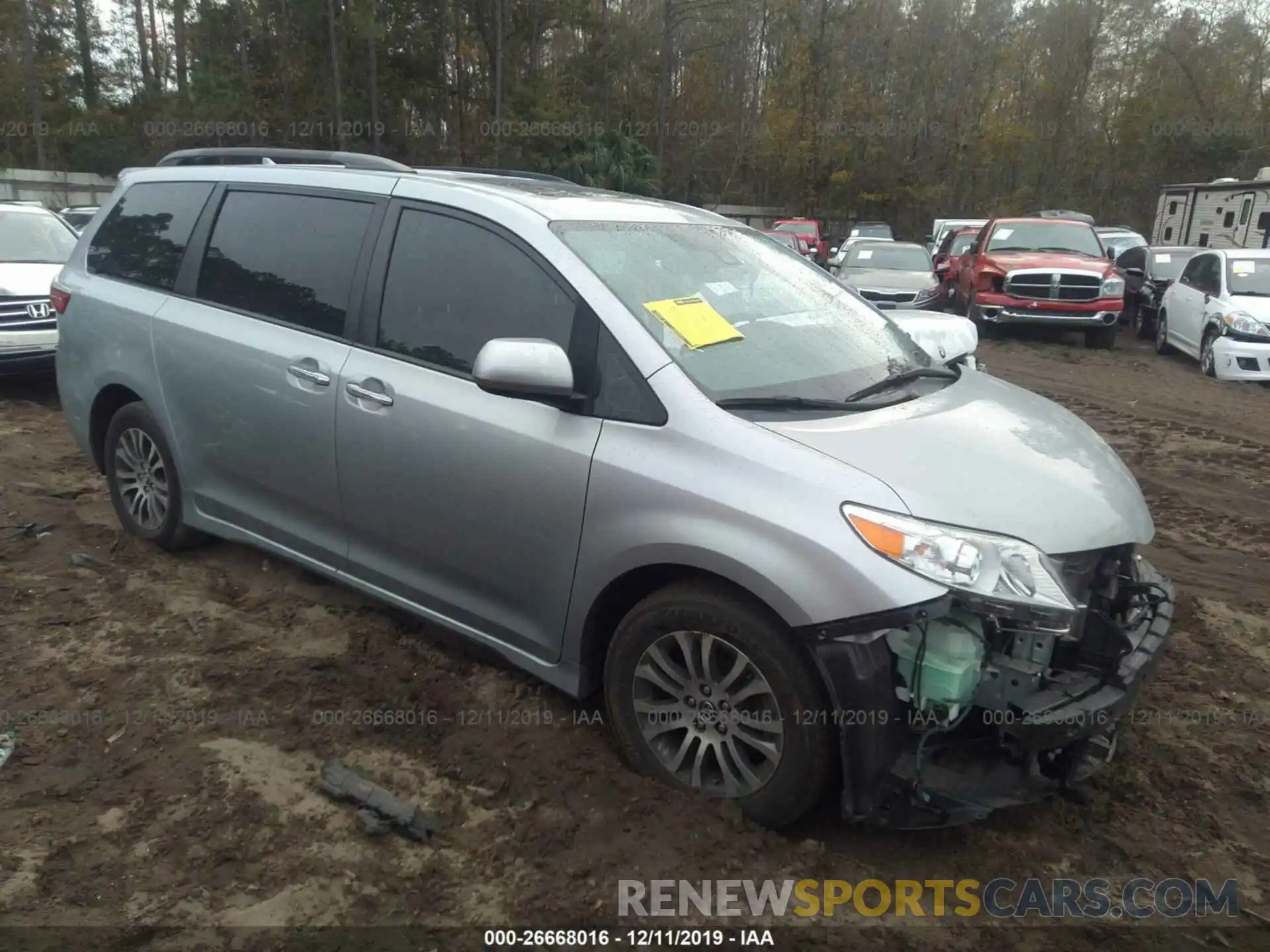 1 Photograph of a damaged car 5TDYZ3DC7KS982074 TOYOTA SIENNA 2019